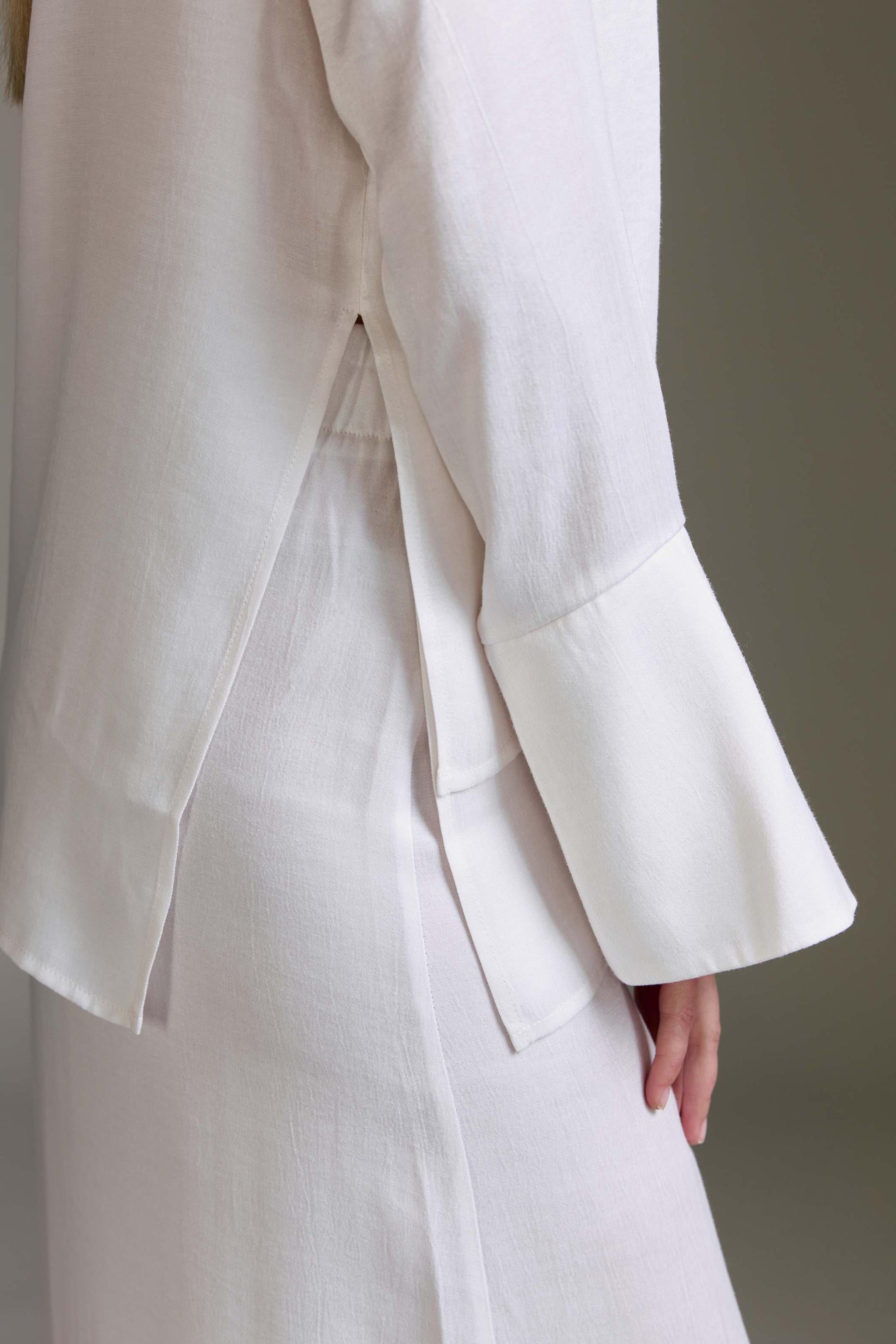 Gewaschene Bluse Mit Schlitzdetails
