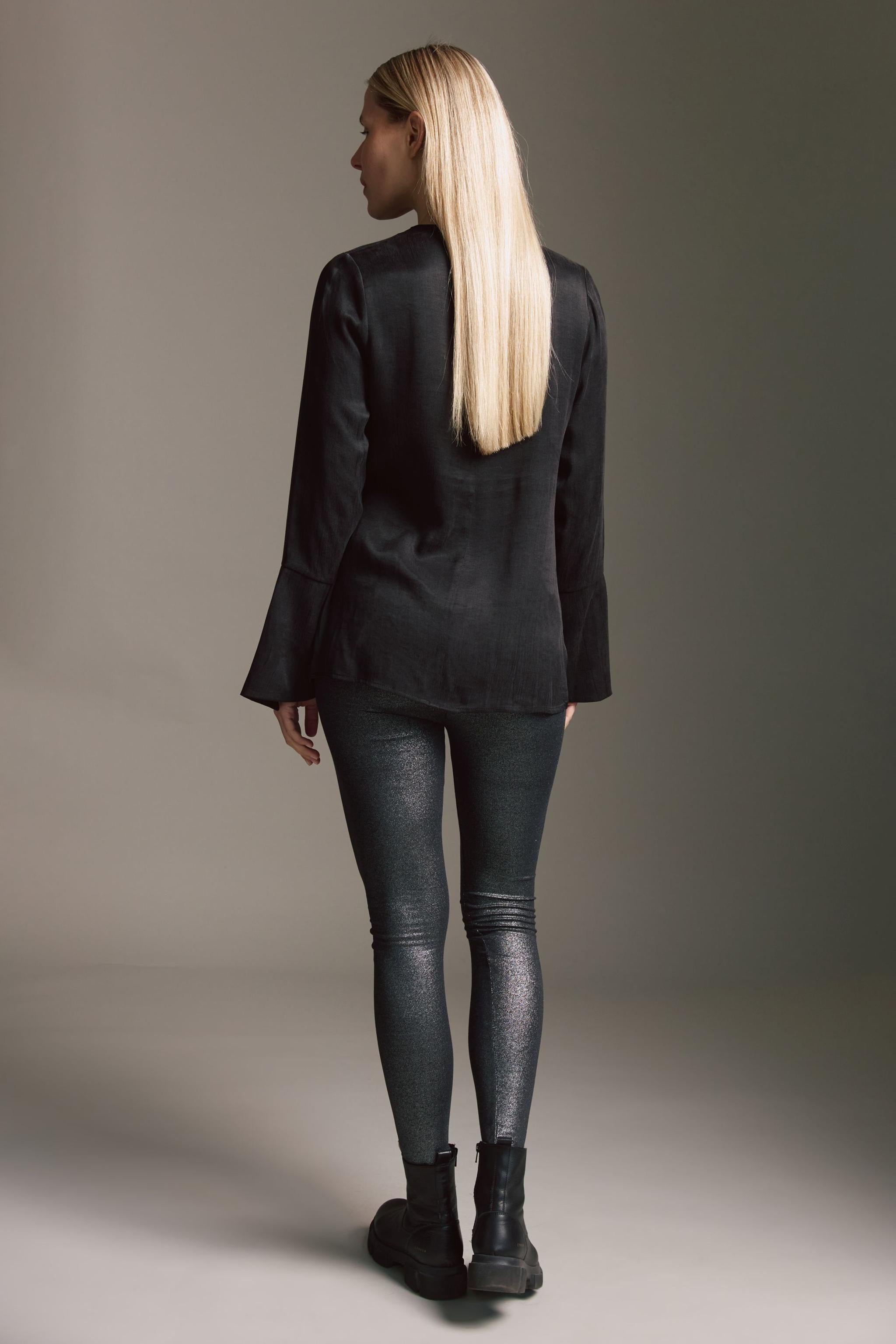 Gewaschene Bluse Mit Schlitzdetails