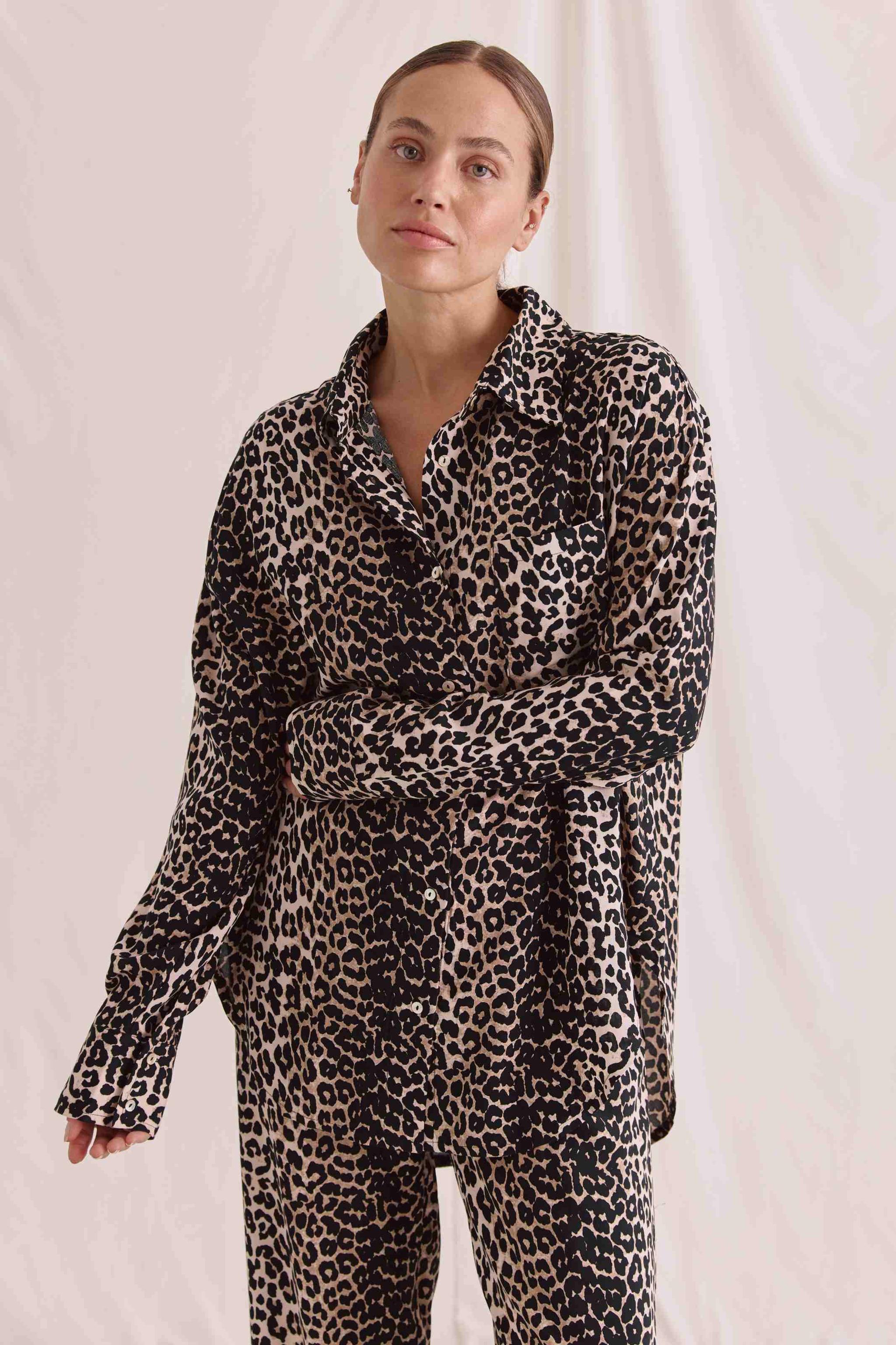 Oversized Langarmbluse Mit Leo Aop