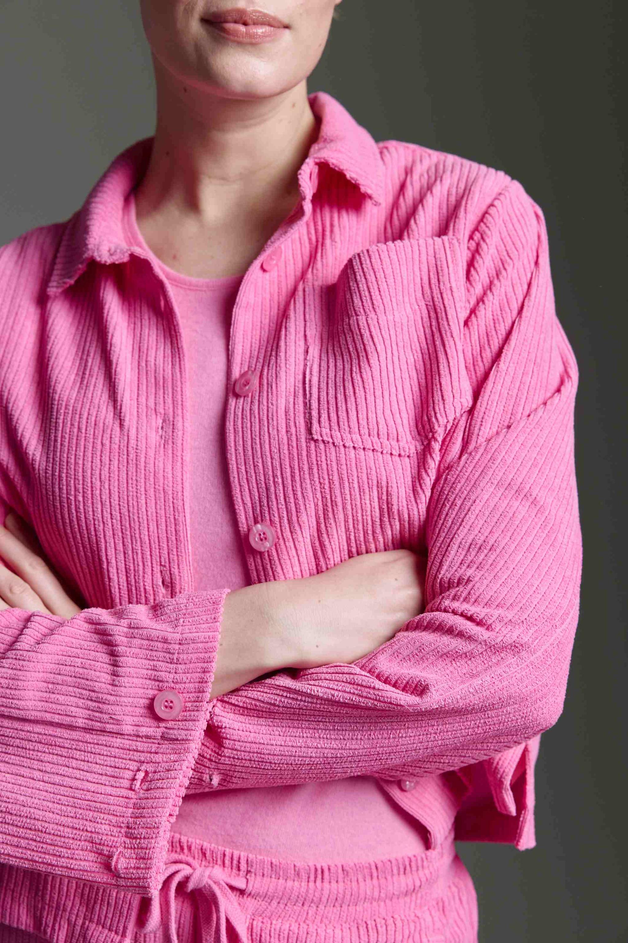 Cropped Cordjacke Mit Brusttasche Und Ärmeldetail