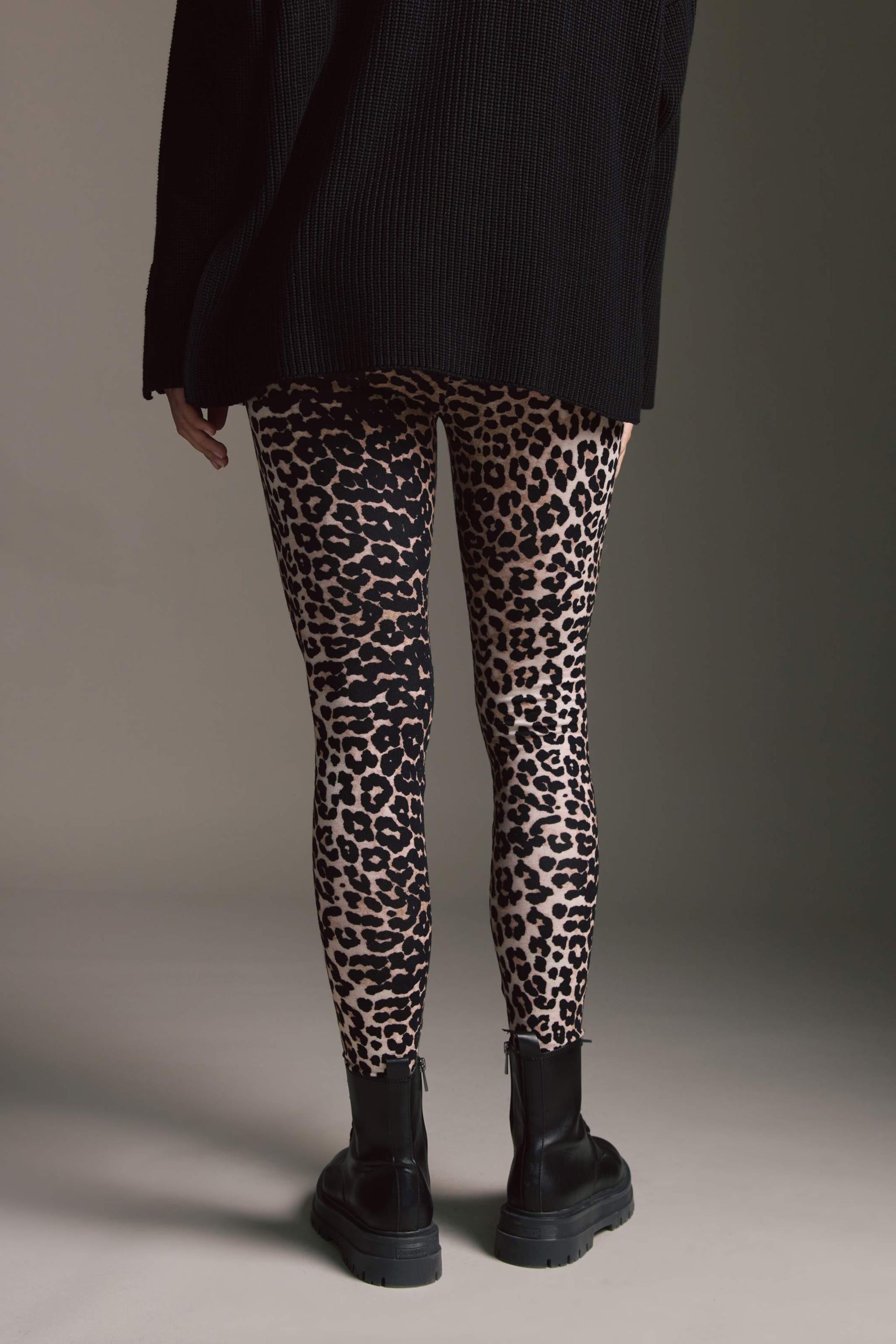 Softe Leggins Mit Hohem Bund Und Leo Aop