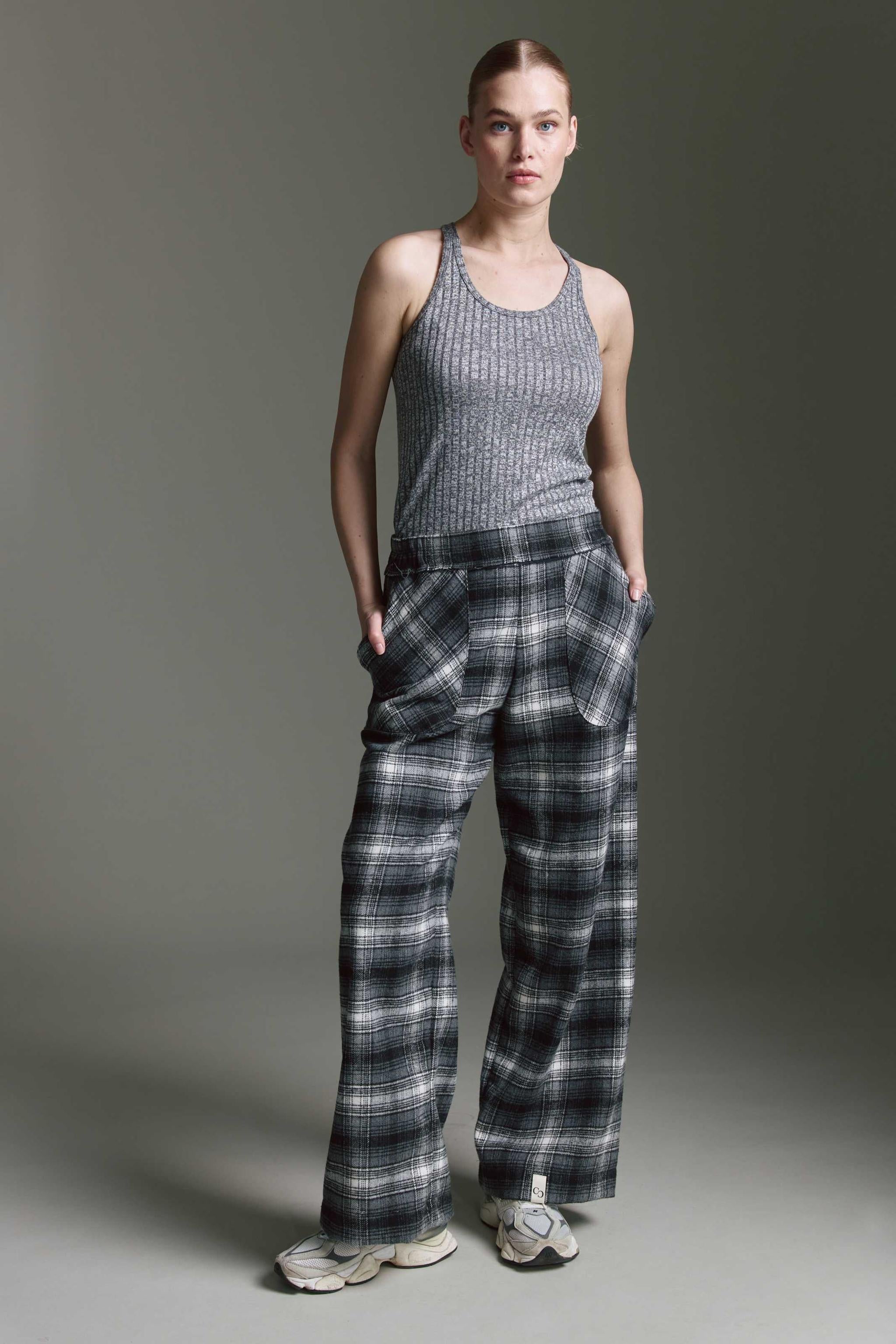 Karo Hose Mit Weitem Bein