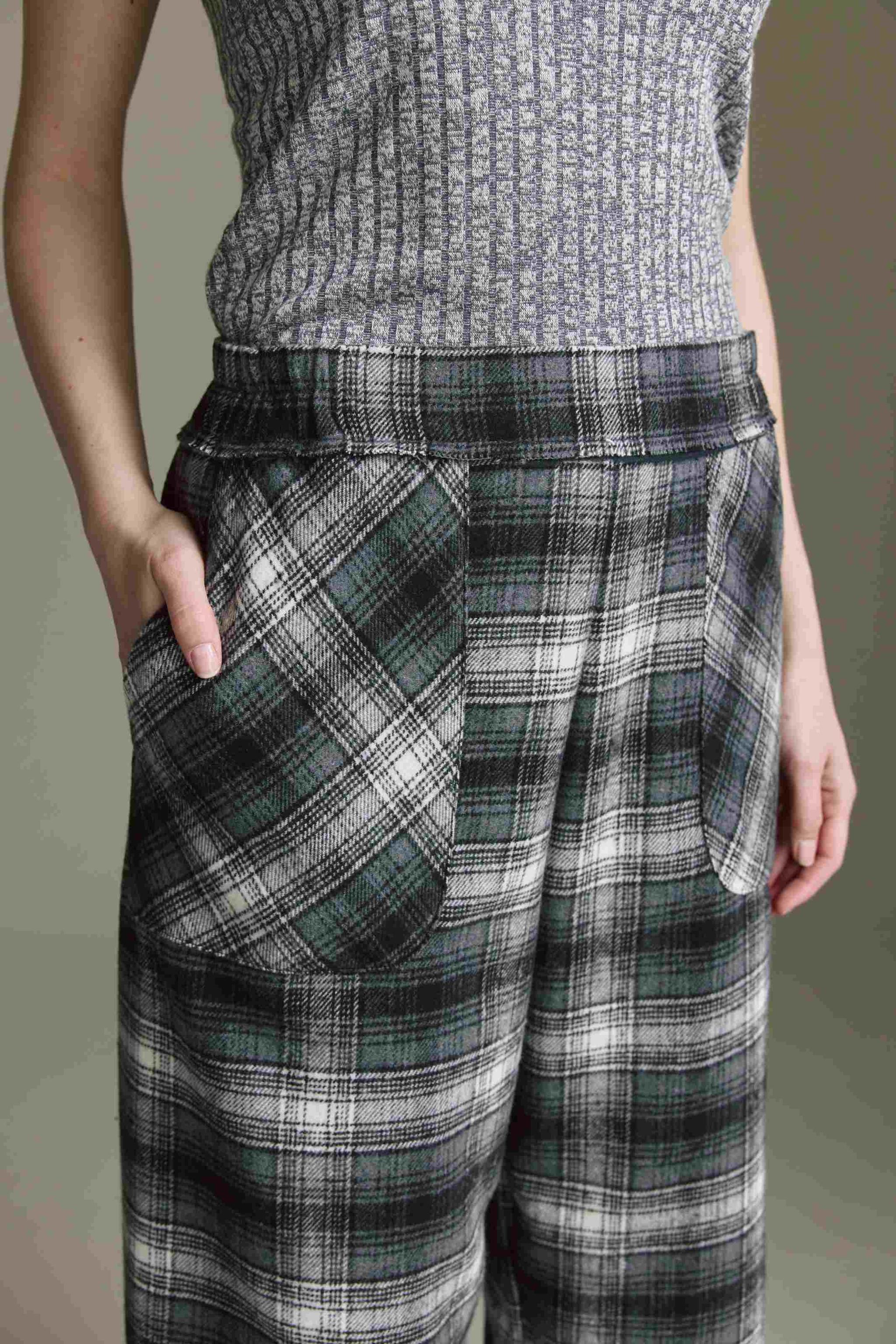 Karo Hose Mit Weitem Bein