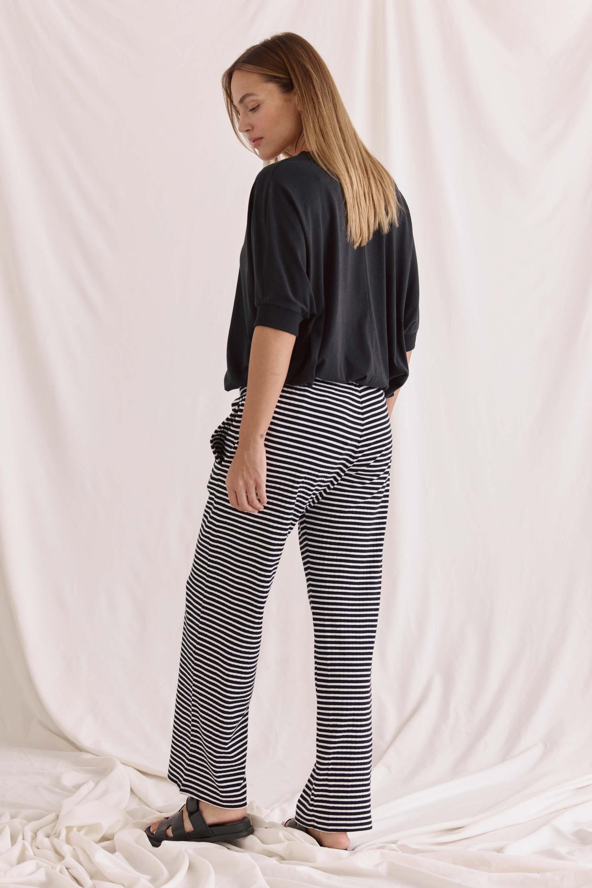 Gerippte Ringel Hose Mit Geradem Bein