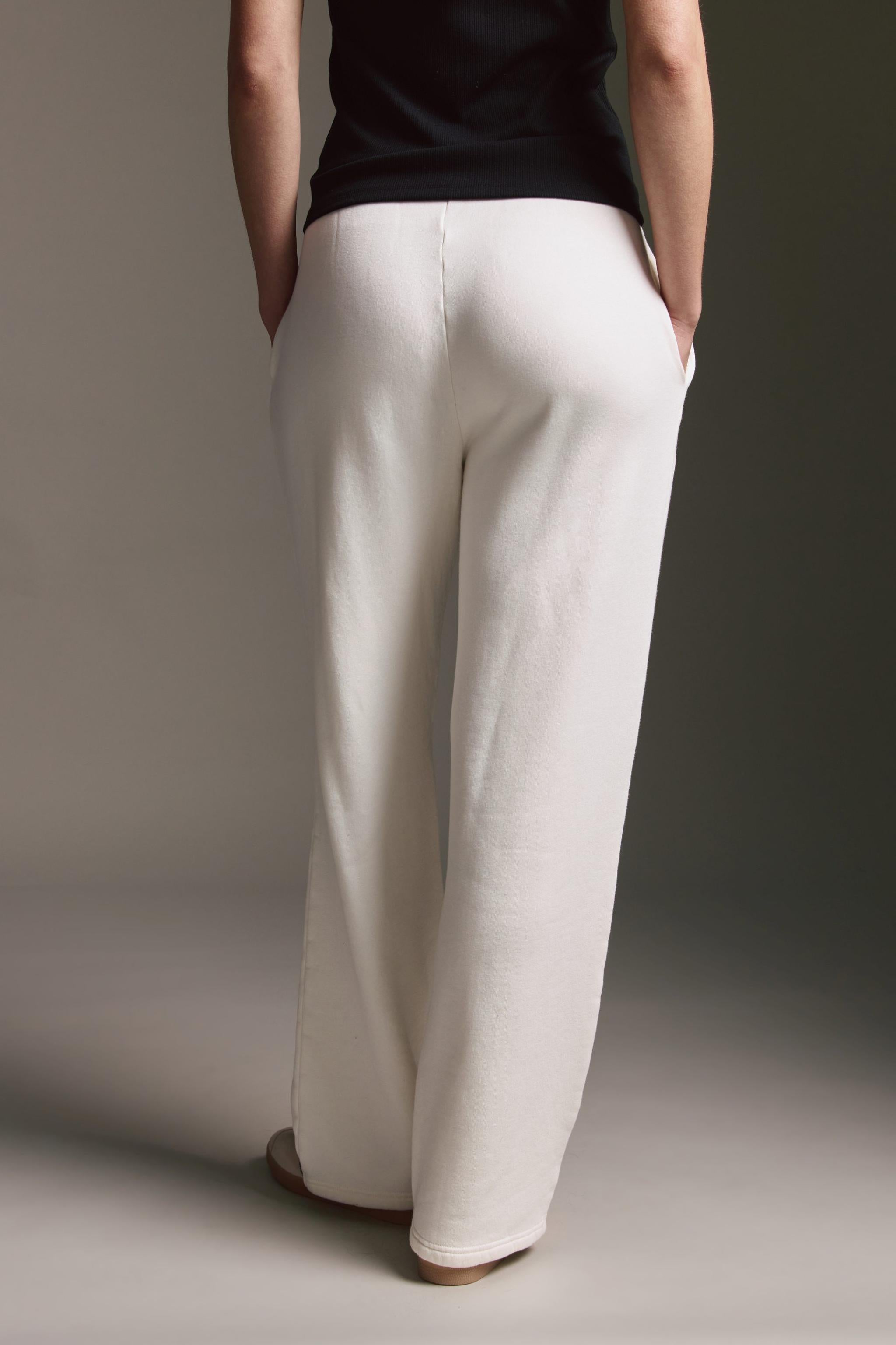 Softe Hose Mit Rollkanten-Detail Und Geradem Bein