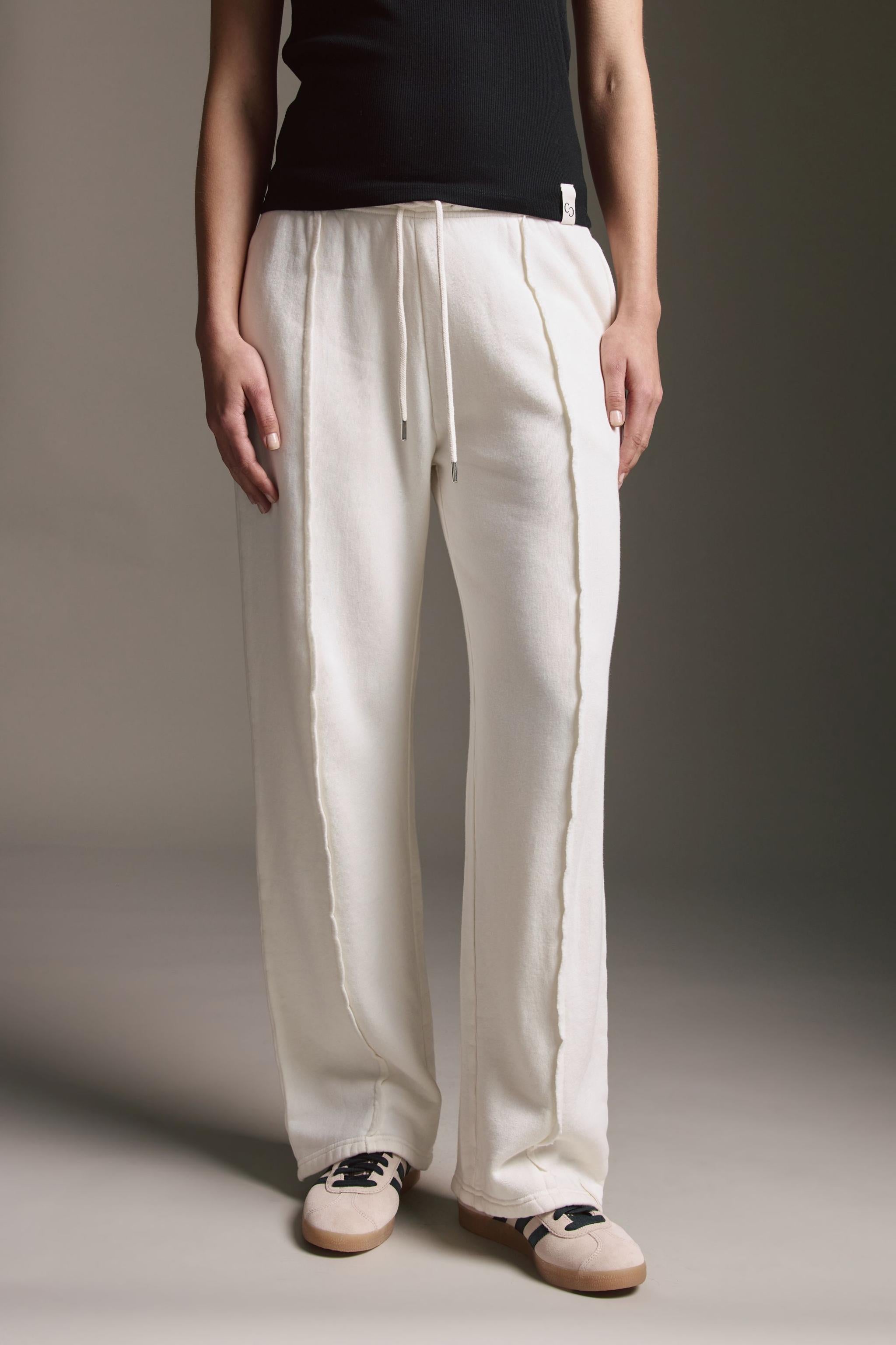 Softe Hose Mit Rollkanten-Detail Und Geradem Bein