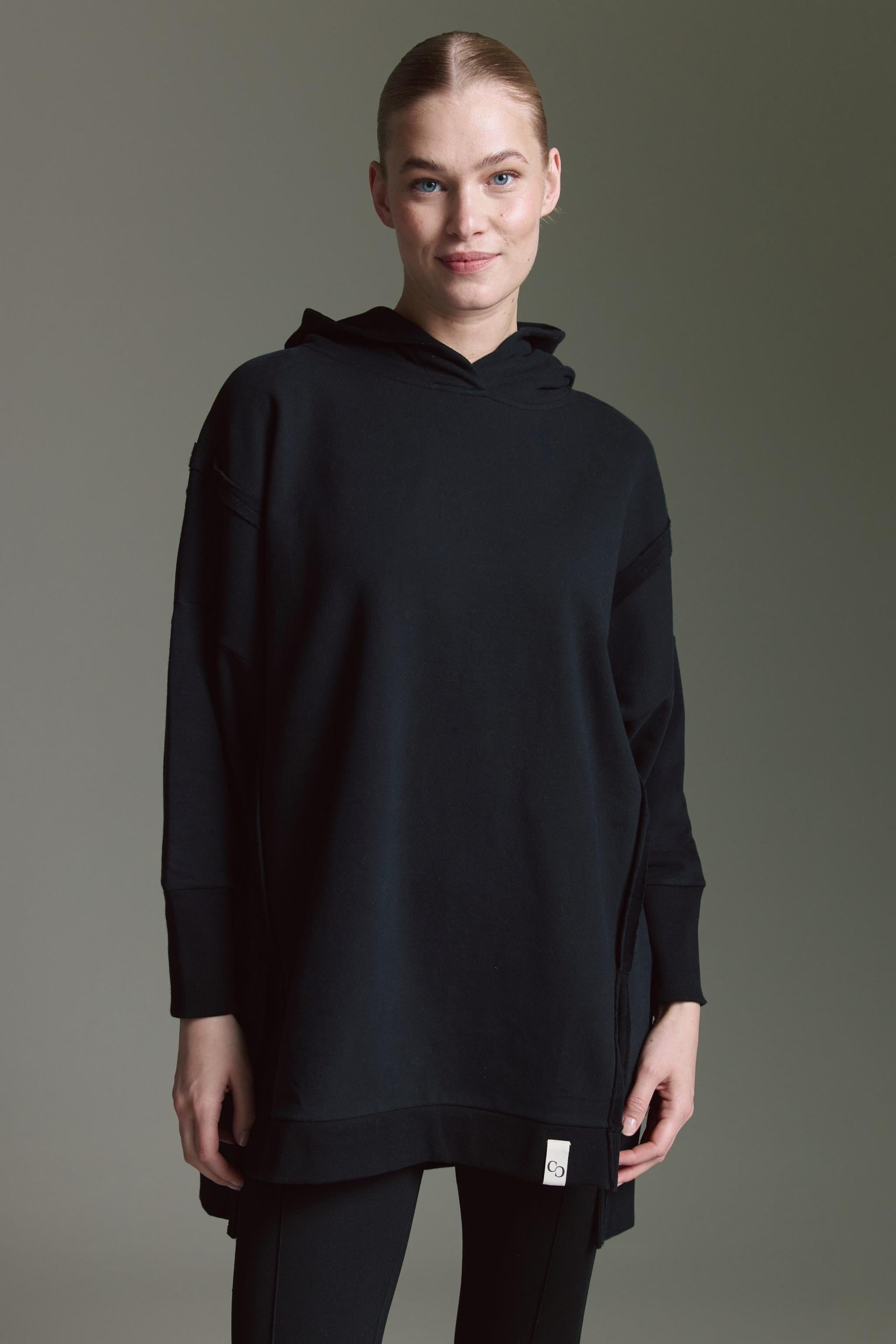 Long Sweatshirt Mit Kapuze, Inside-Out Elementen, Seitenschlitz, Strasskordel Und Strasslogo