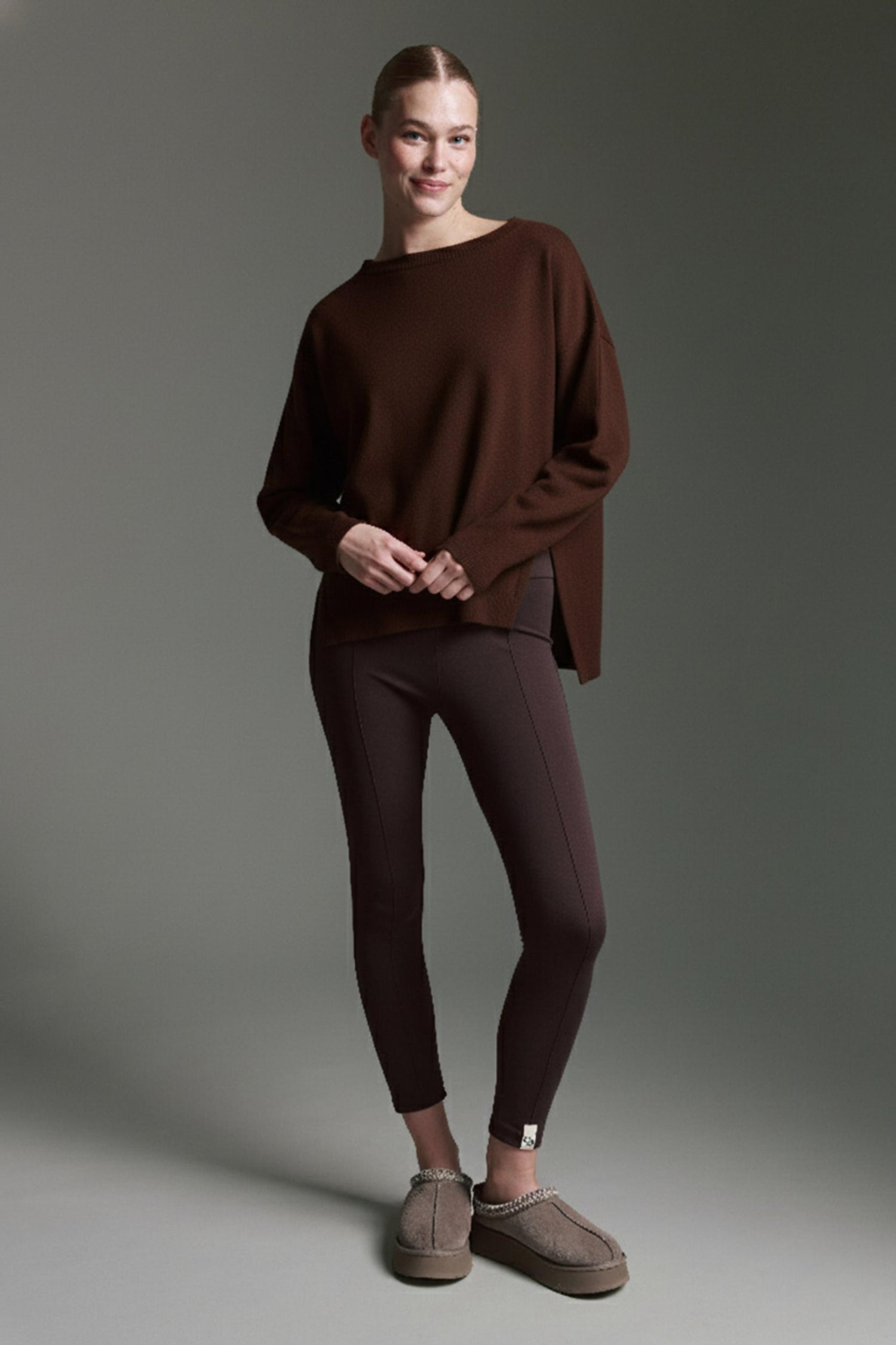 Sweatshirt Mit Weitem O-Hals Und Inside-Out Elementen