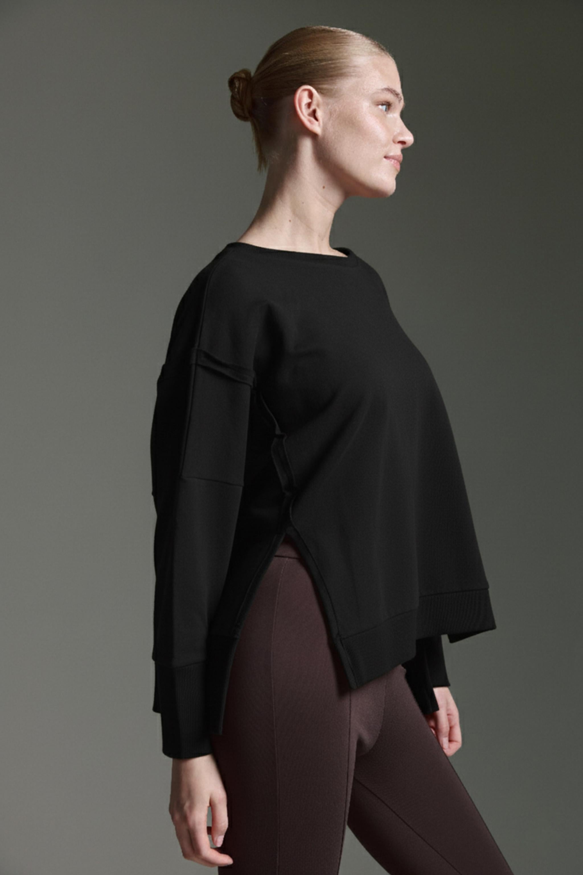 Sweatshirt Mit Weitem O-Hals Und Inside-Out Elementen