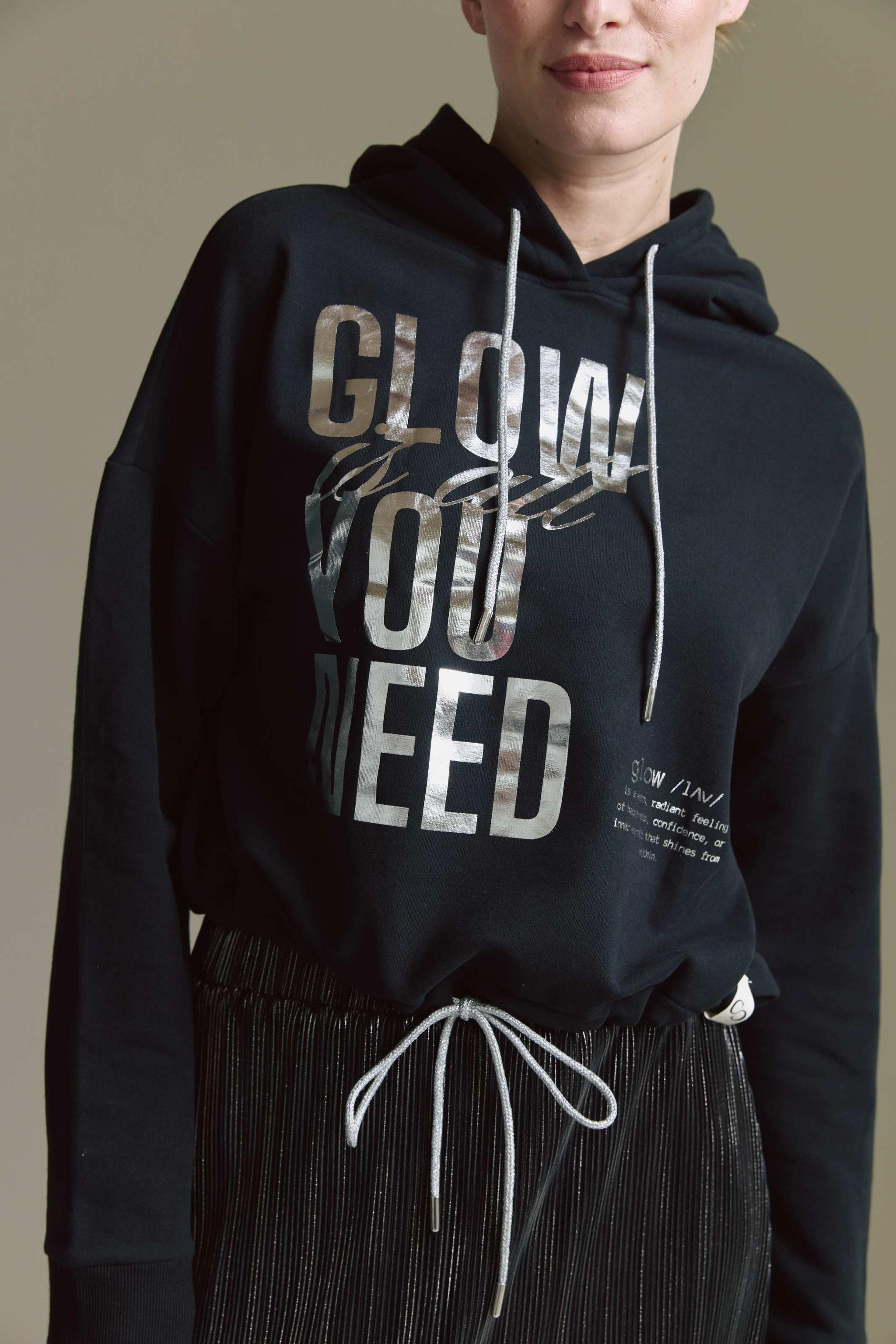 Sweatshirt Mit Kapuze, Tunnelzug Und Druck