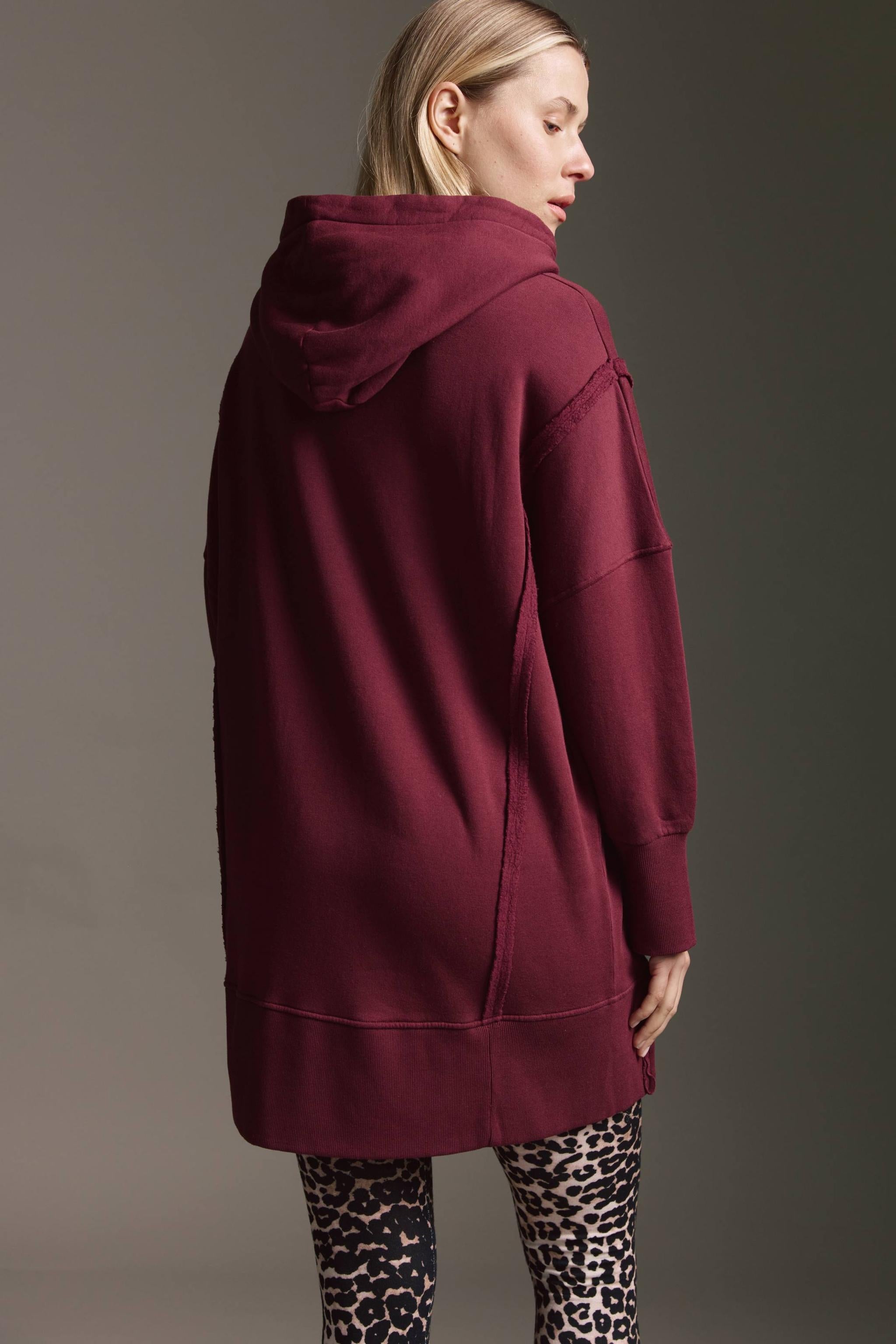 Softes Long Sweatshirt Mit Kapuze, Inside-Out Elementen Und Seitenschlitz