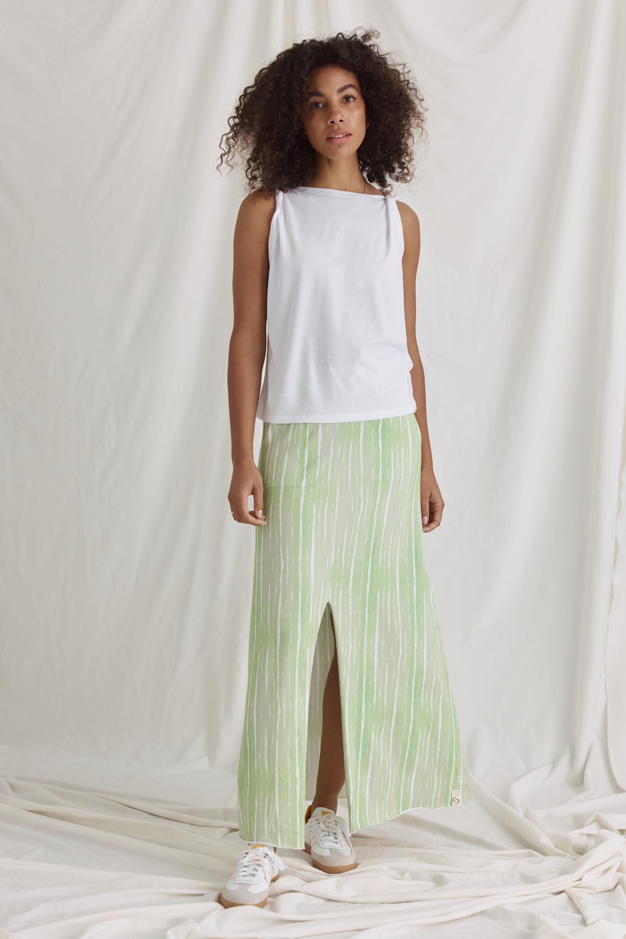Soft Top With Twisted Straps