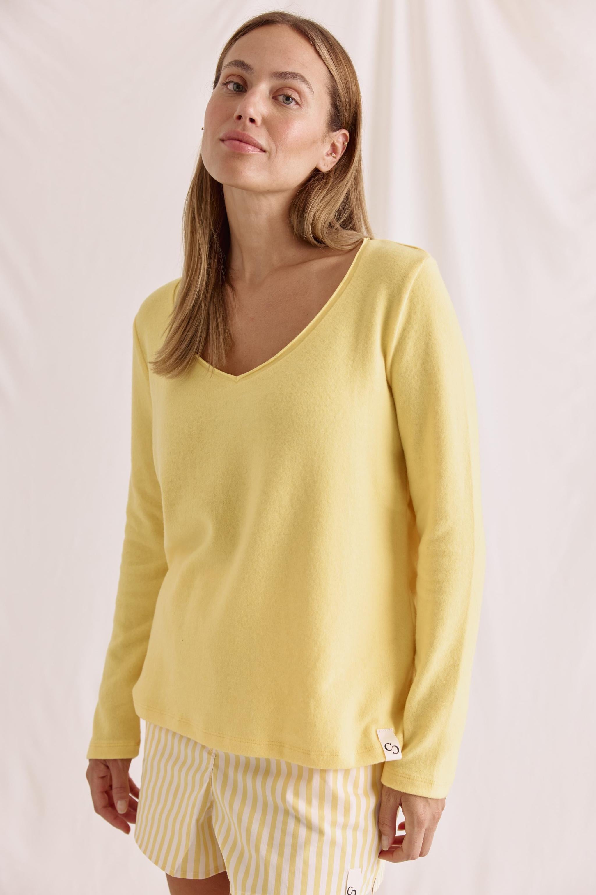 Cozy Langarmshirt Mit V-Hals Und Rollkanten