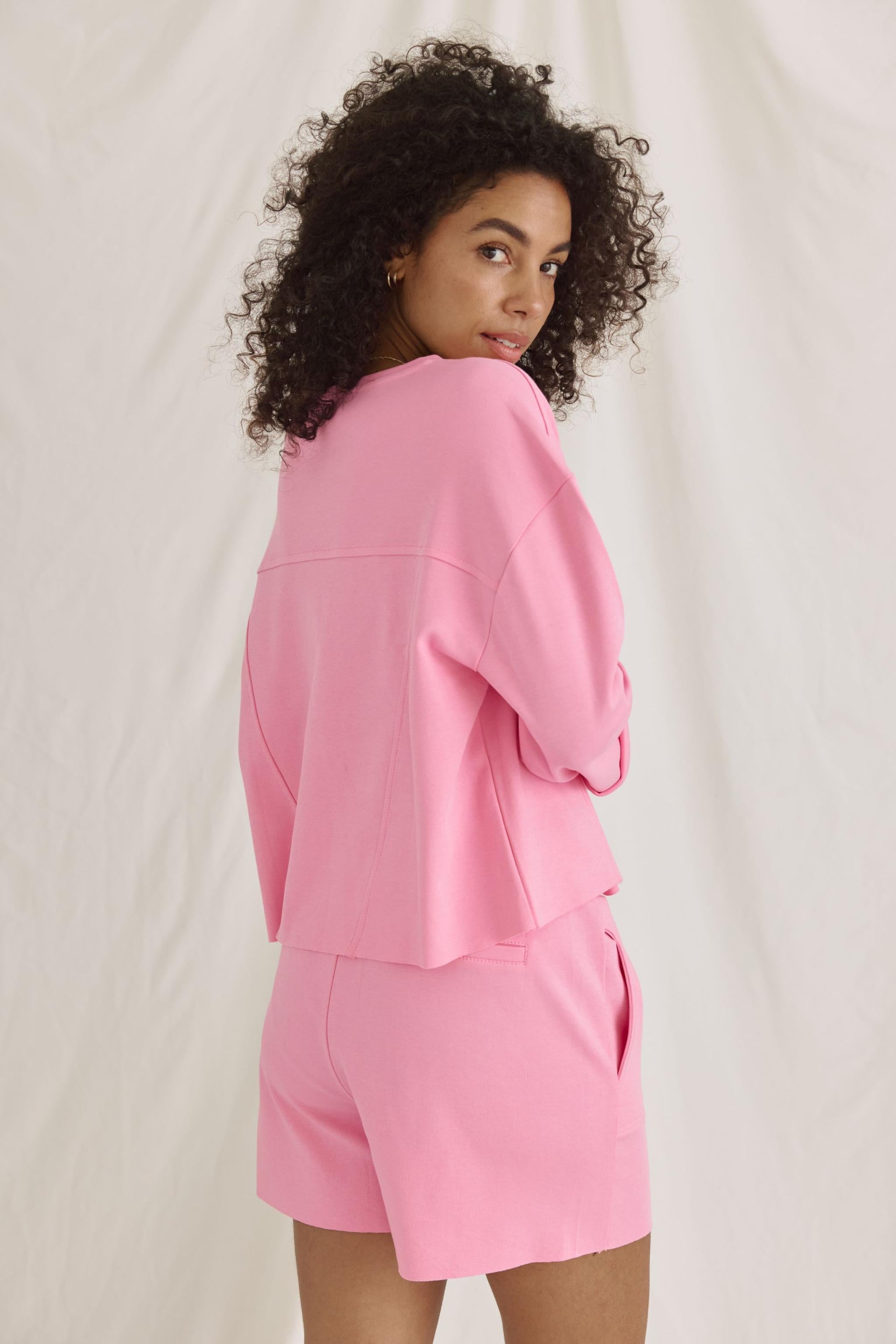 Langarmshirt Mit Rundhals, Offenen Kanten Und Rückendetail