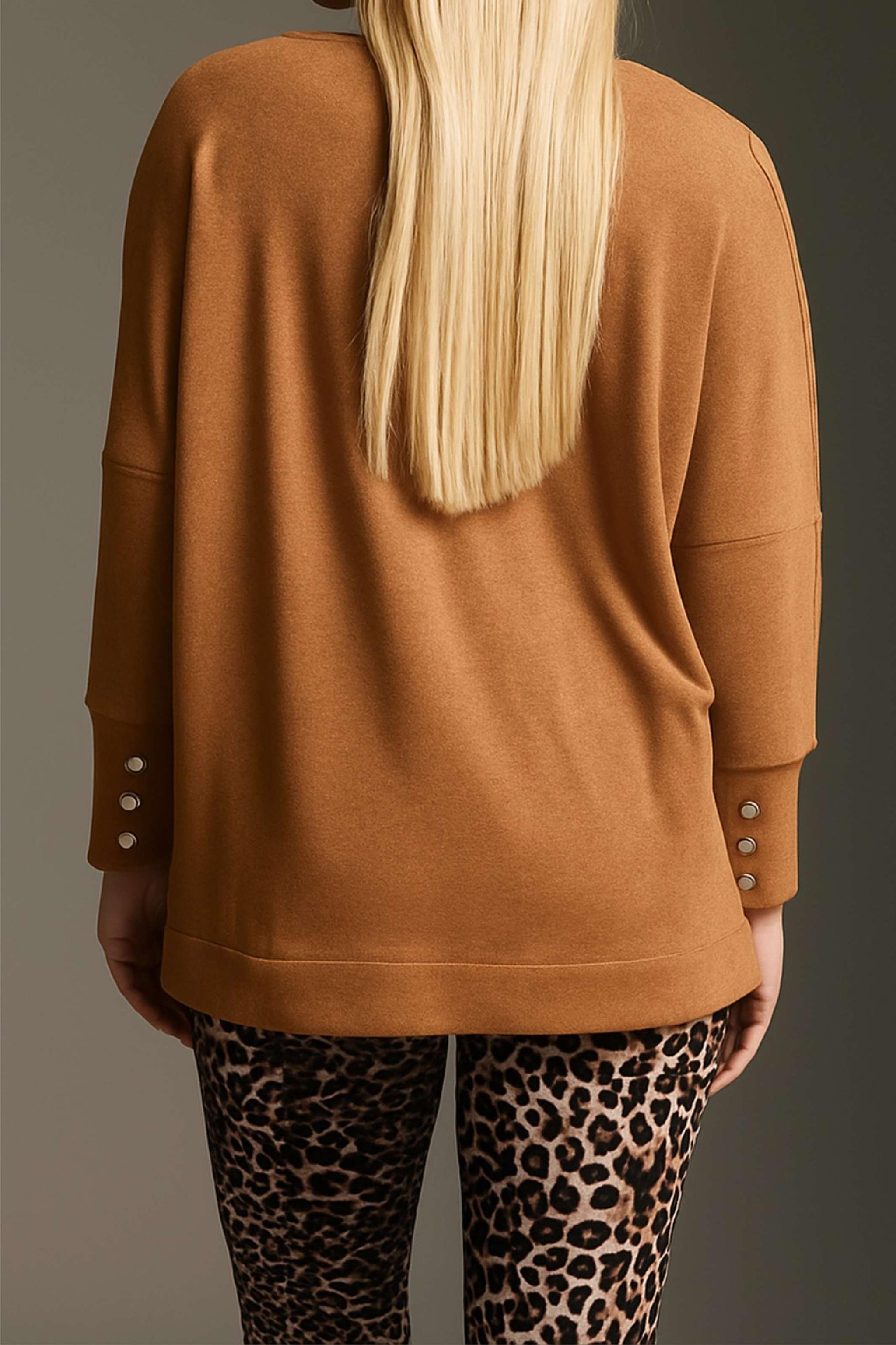 Cozy Langarmshirt Mit V-Hals, Saumversatz Und Besonderer Ärmelmanschette