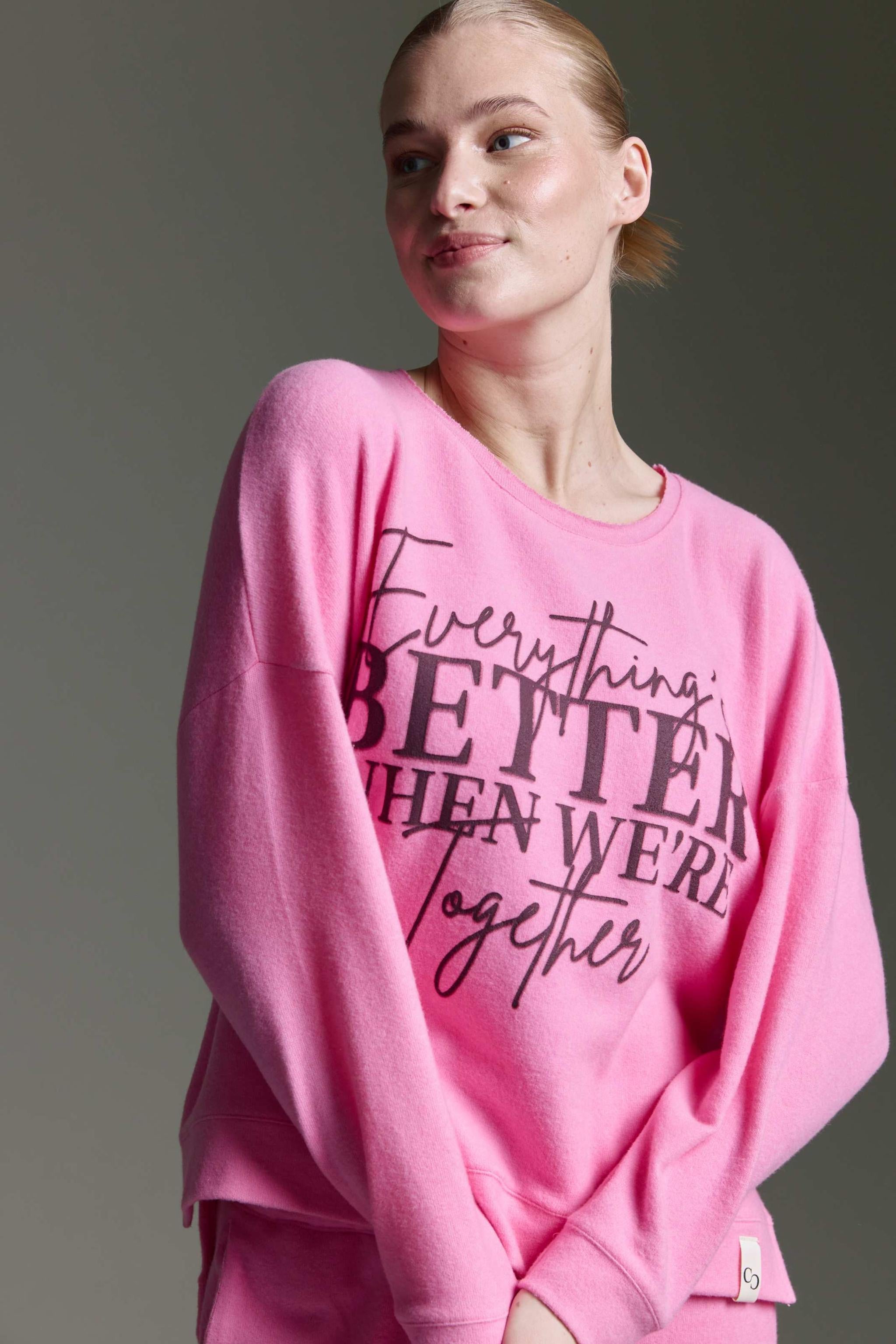 Cozy Oversized Langarmshirt Mit Seitenschlitzen Und Druck