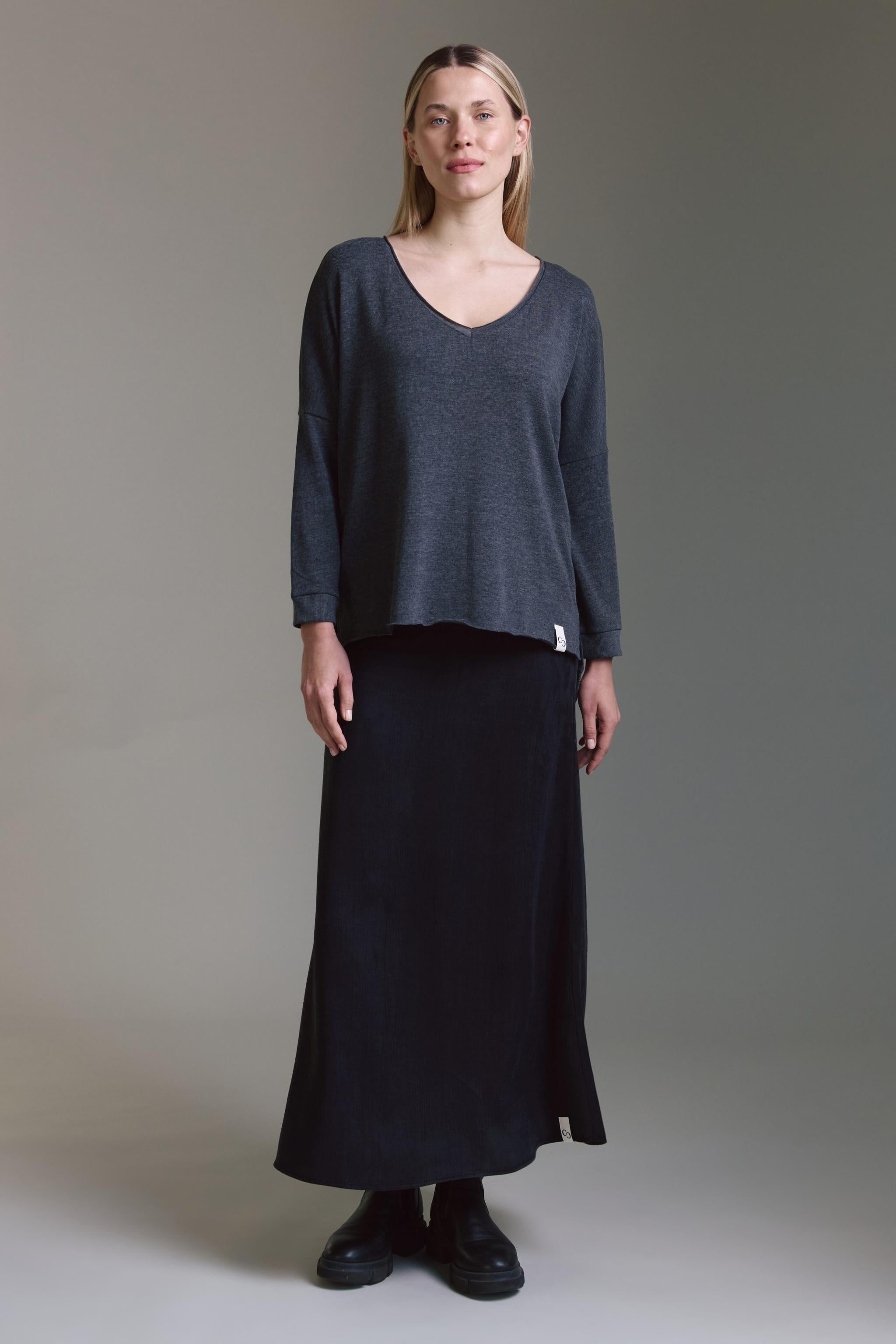 Strickoptik Langarmshirt Mit Weitem V-Hals Und Saumversatz