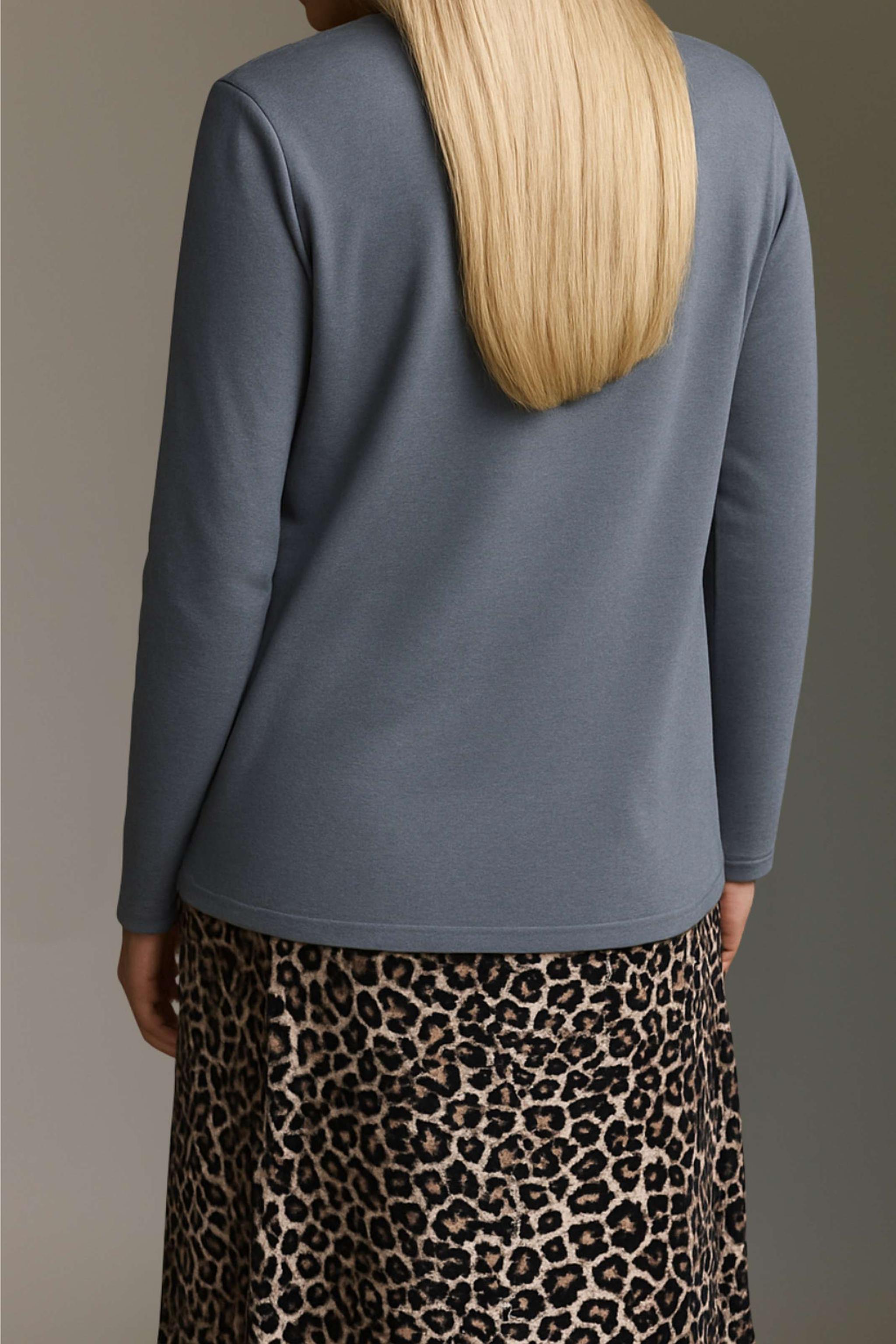 Strickoptik Langarmshirt Mit V-Hals Und Rollkanten