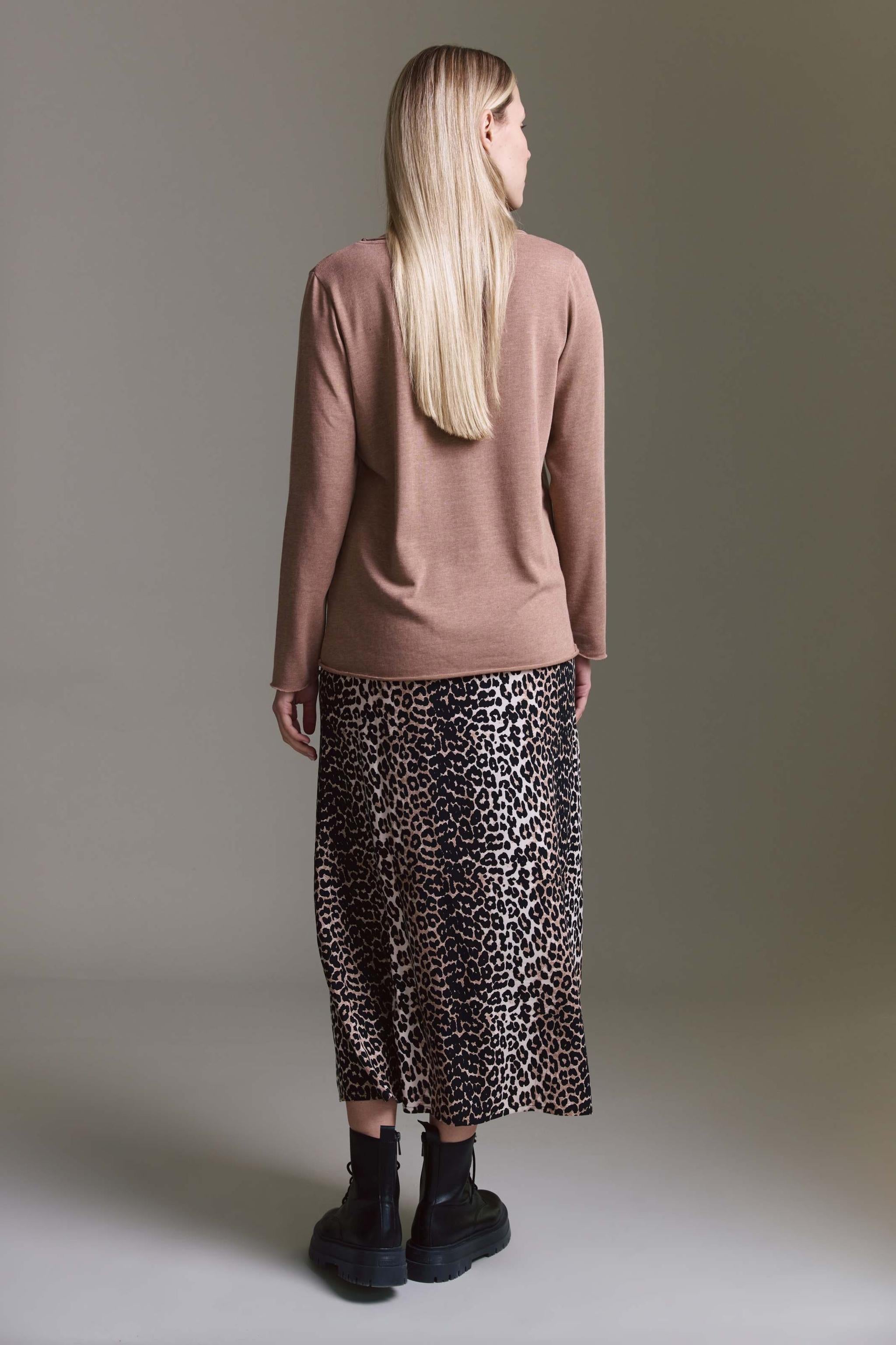 Strickoptik Langarmshirt Mit V-Hals Und Rollkanten