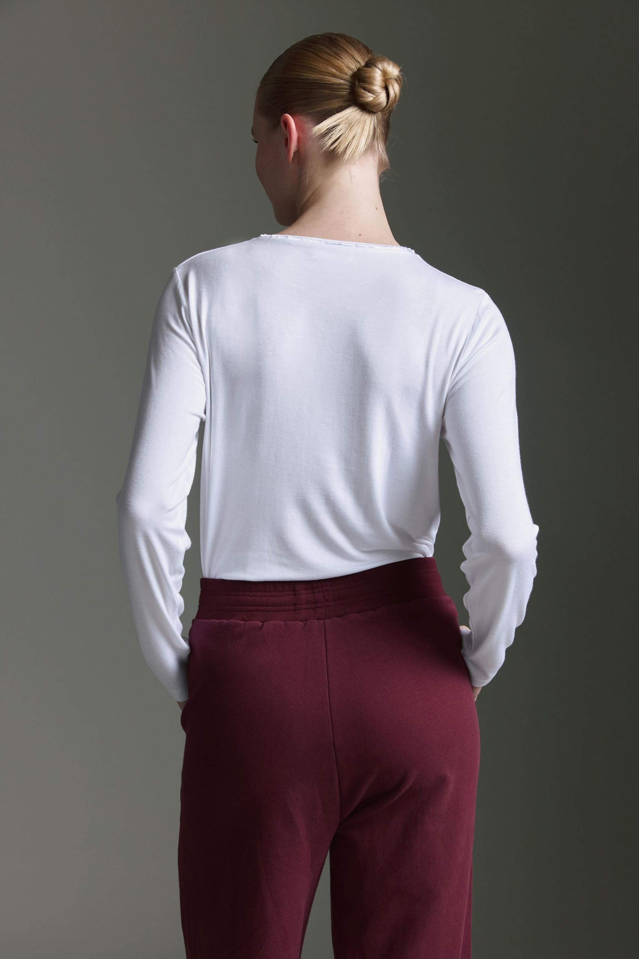 Softes Langarmshirt Mit Rundhals Und Paspeldetails Am Kragen