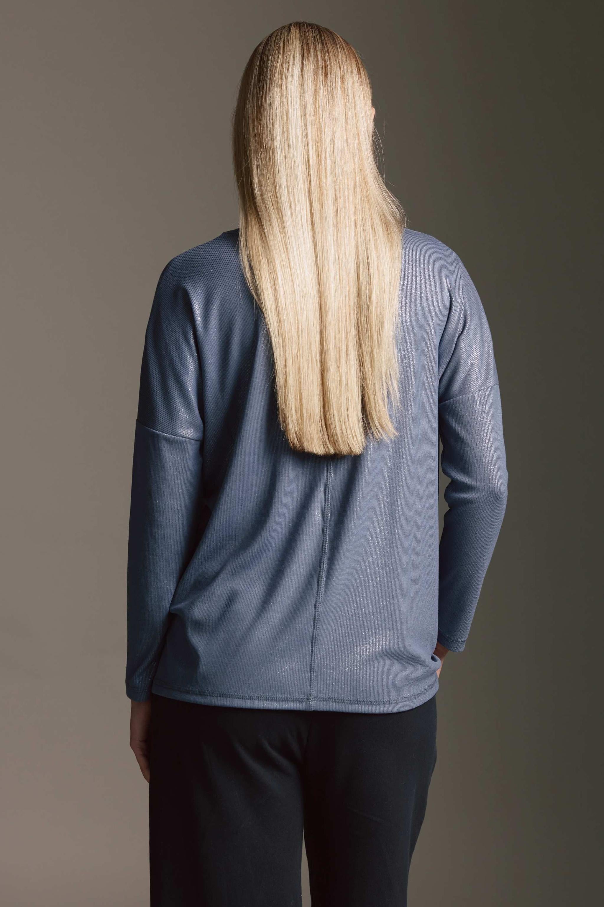 Geripptes Langarmshirt Mit Überschnittener Schulter, Rundhals Und Glitterprint