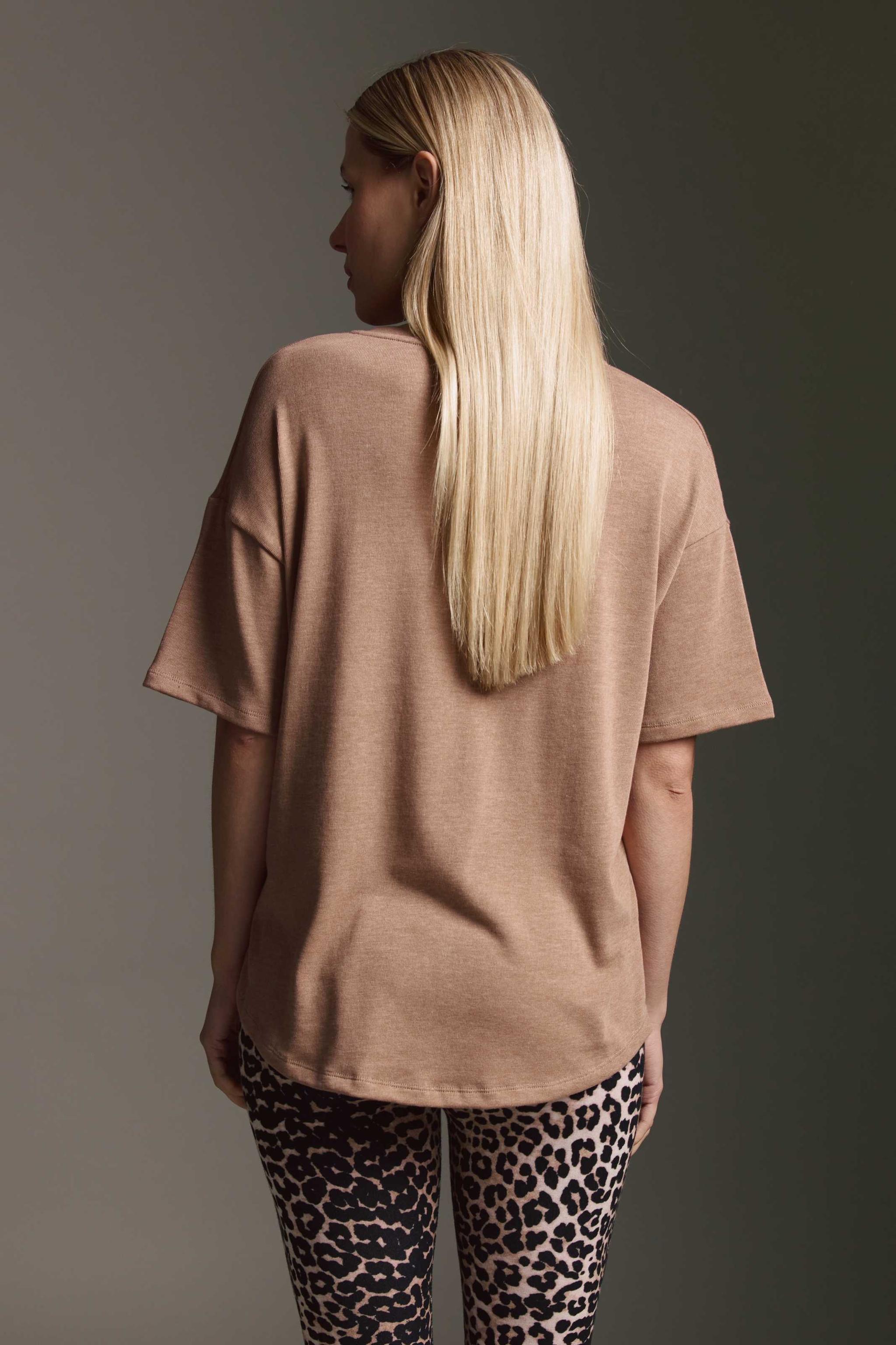 Strickoptik T-Shirt Mit V-Hals Und Seitenschlitzen