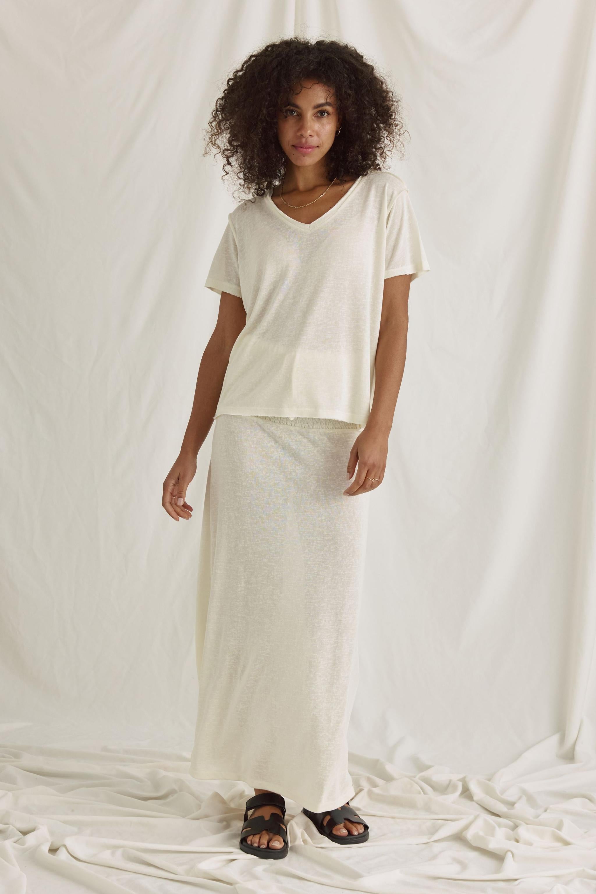 V-neck T-shirt with raw edges