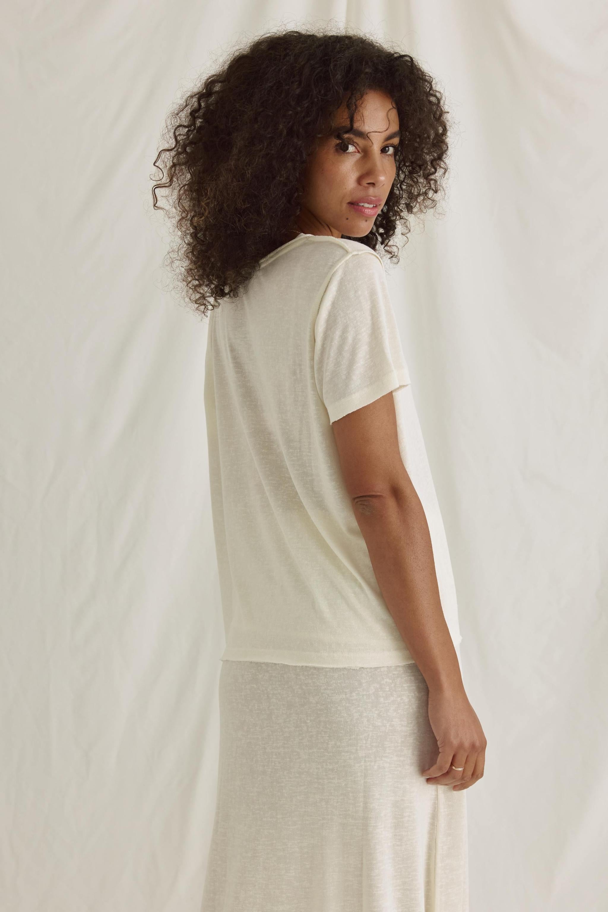 V-neck T-shirt with raw edges