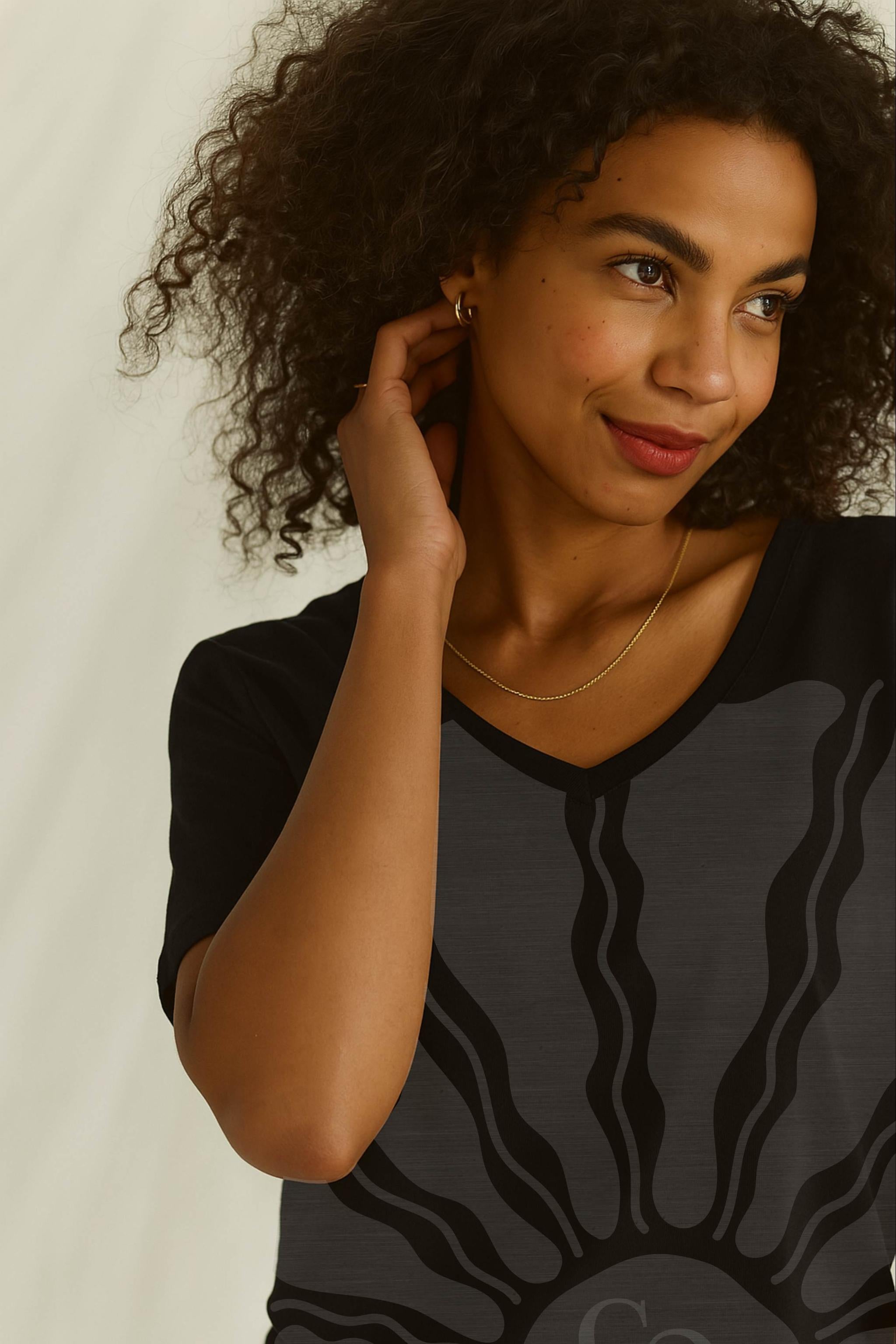 T-Shirt With V Neck And Inside-Out Print