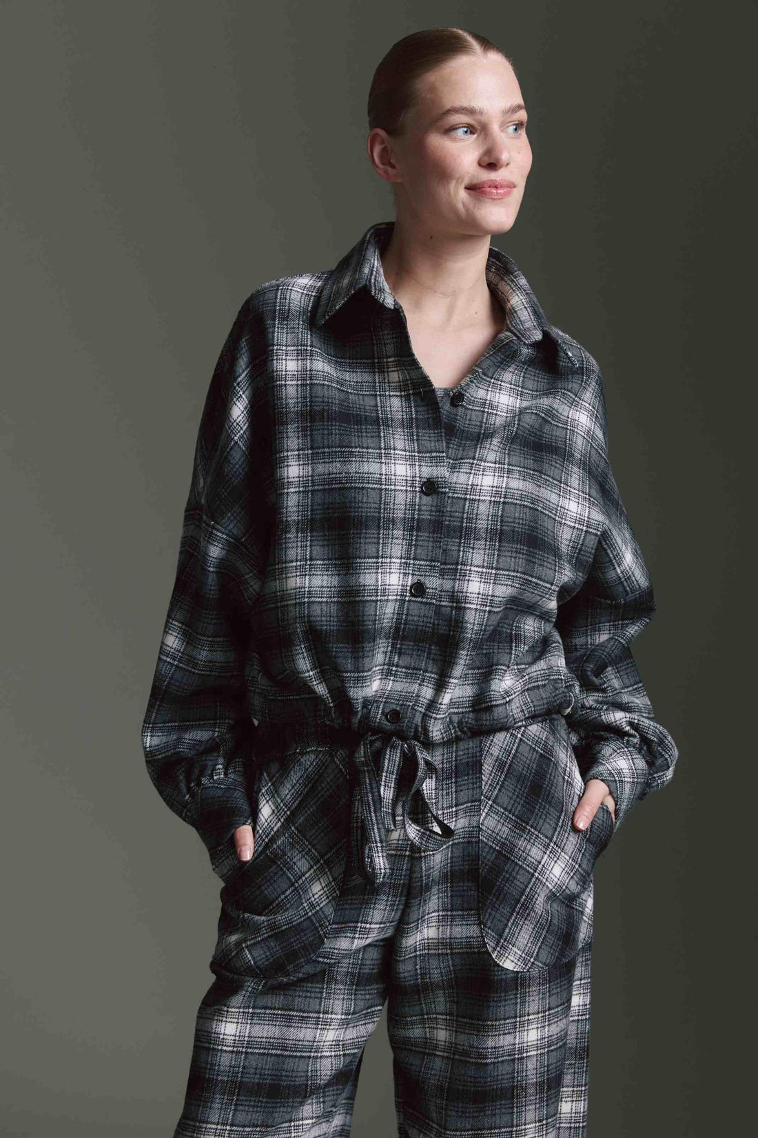 Cropped Oversized Karo Bluse Mit Ballonärmeln