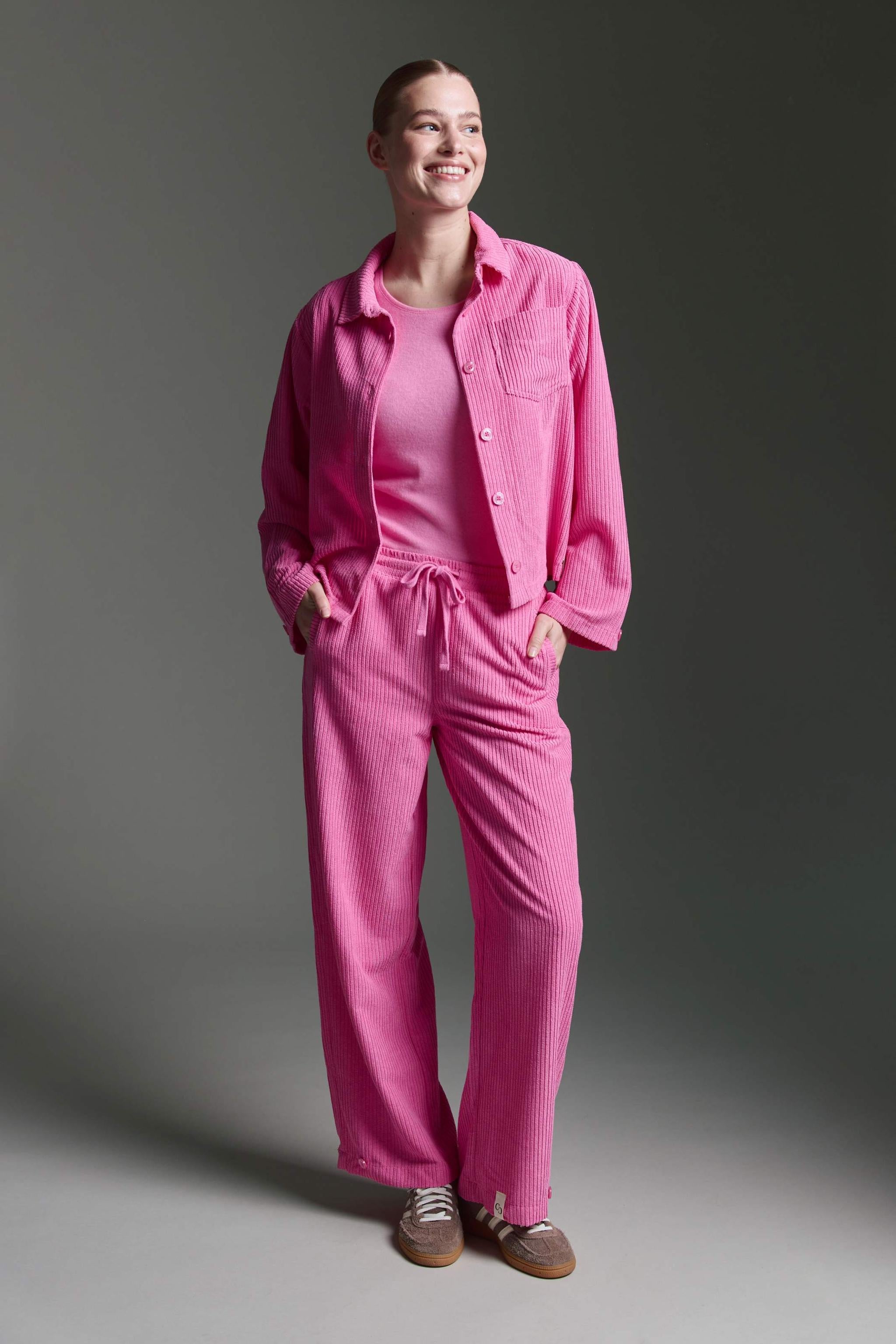 Cropped Cordjacke Mit Brusttasche Und Ärmeldetail