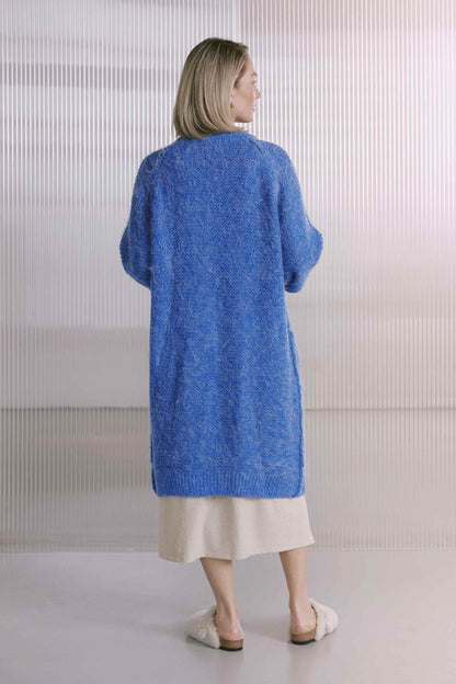 Langer Grobstrick Cardigan Mit Inside-Out Elementen