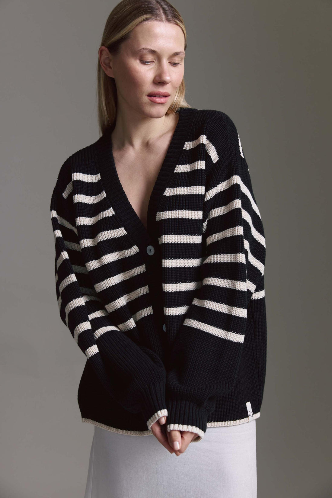 Gestreifter Oversized Strickcardigan