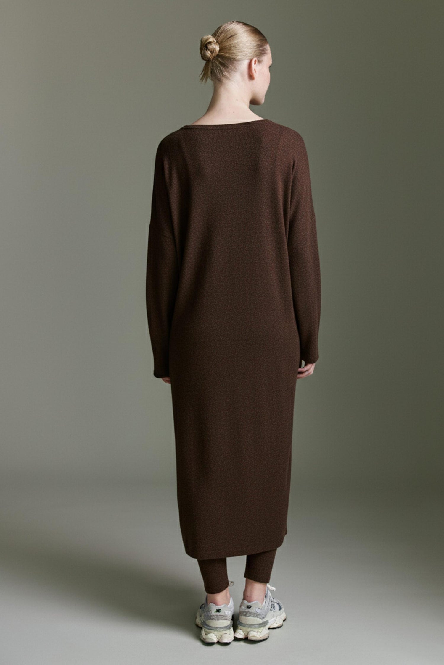 Cozy Kleid Mit Rundhals, Schlitz Und Ärmeldetails