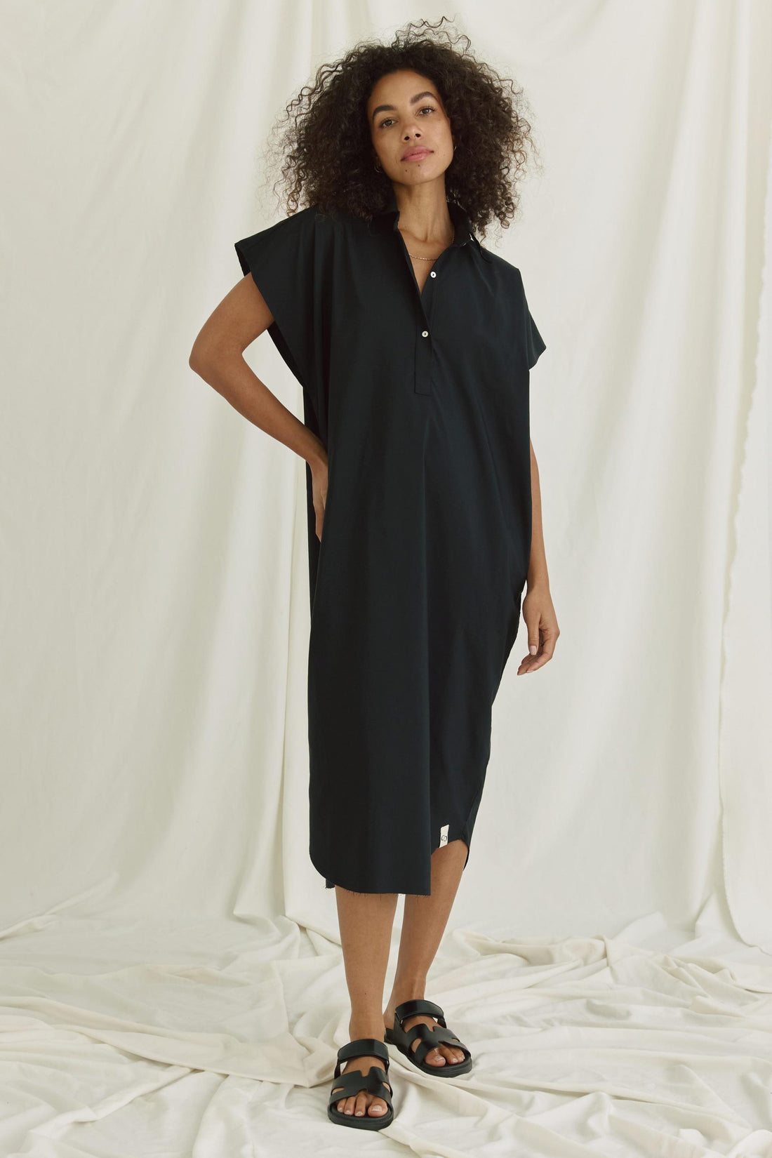 Hemdblusenkleid Mit Überschnittener Schulter
