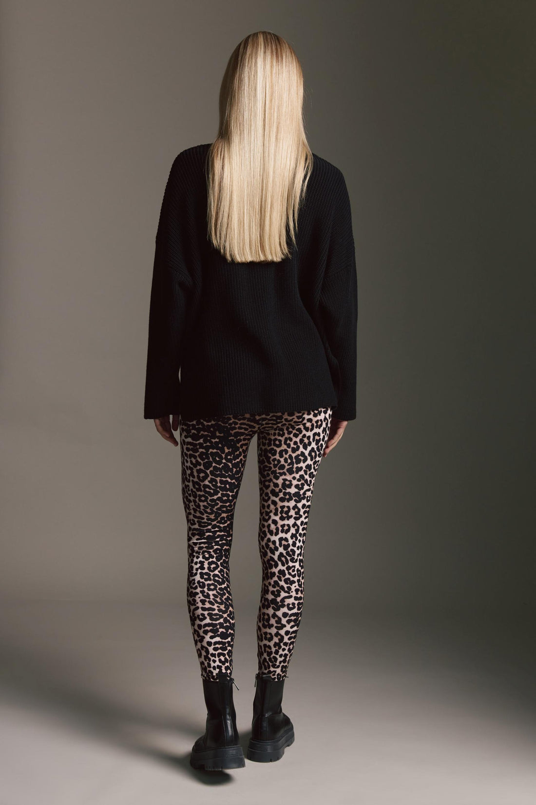 Softe Leggins Mit Hohem Bund Und Leo Aop