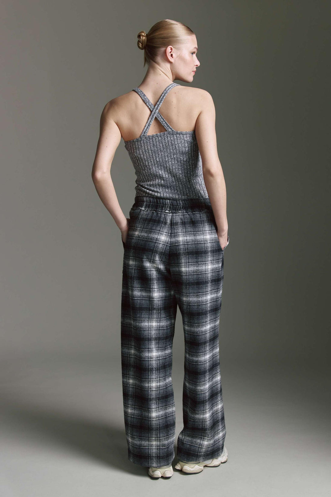 Karo Hose Mit Weitem Bein