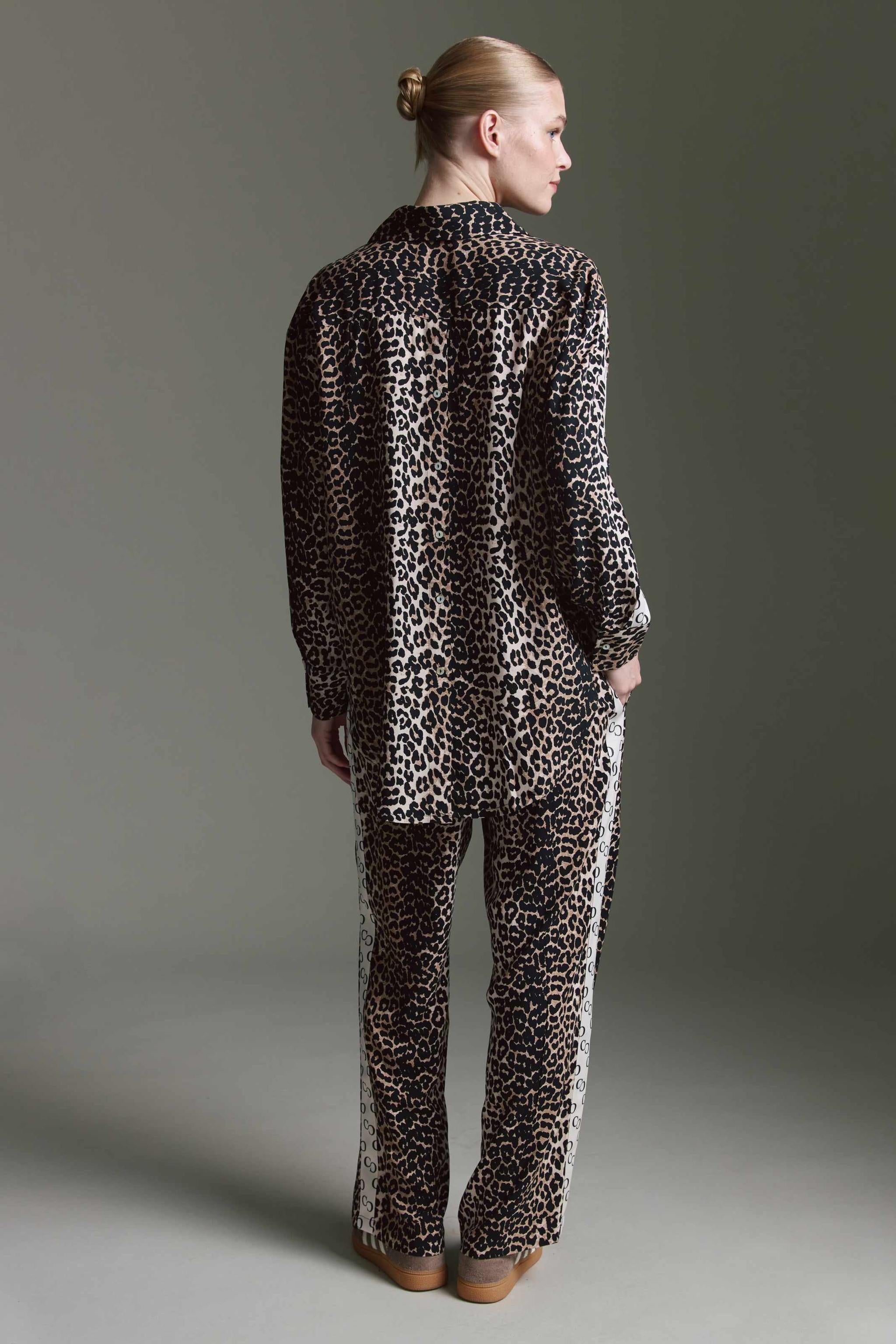 Webhose Mit Geradem Bein, Logo Tape Und Leo Aop