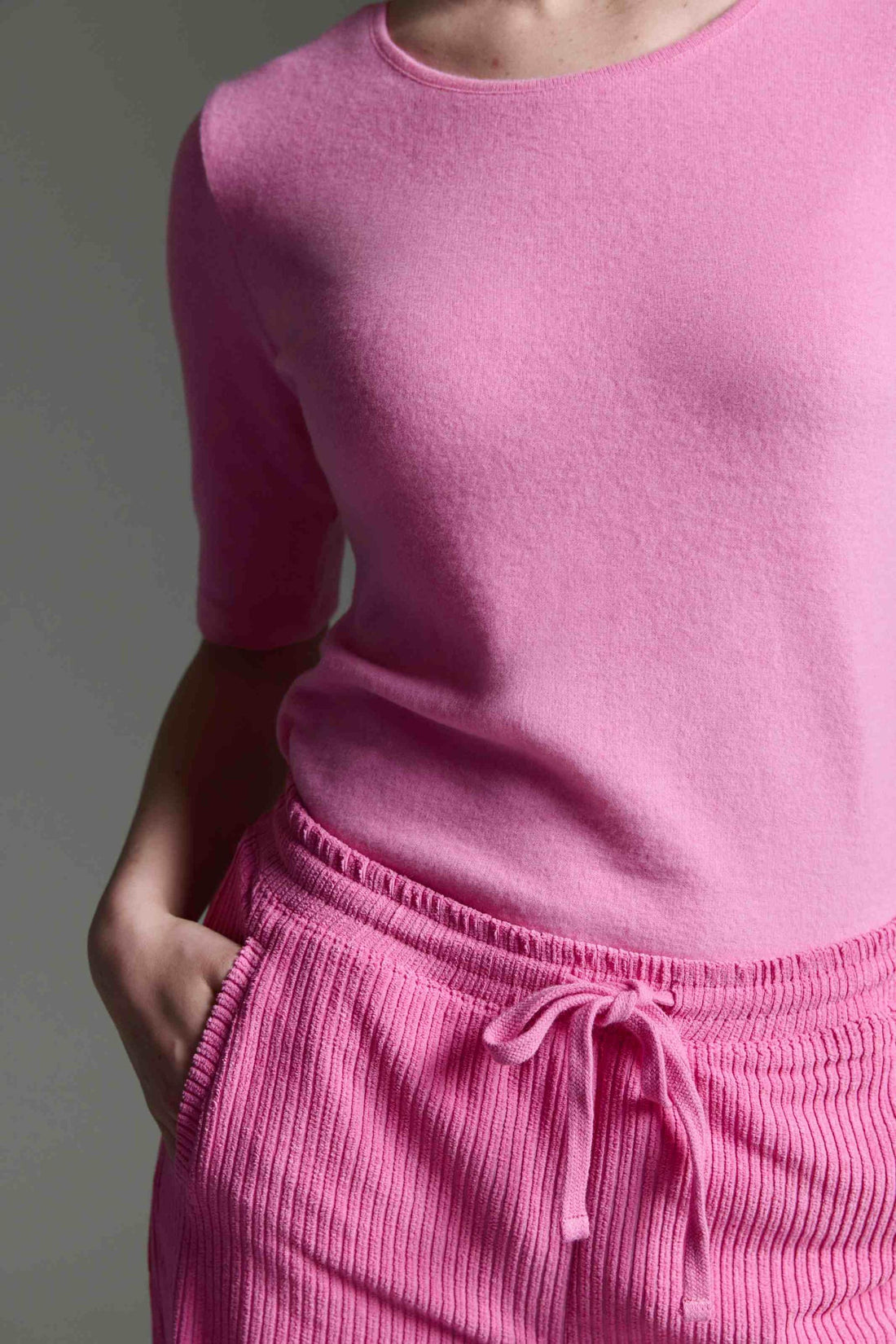 Cordhose Mit Tunnelzug, Geradem Bein Und Beinsaumdetail