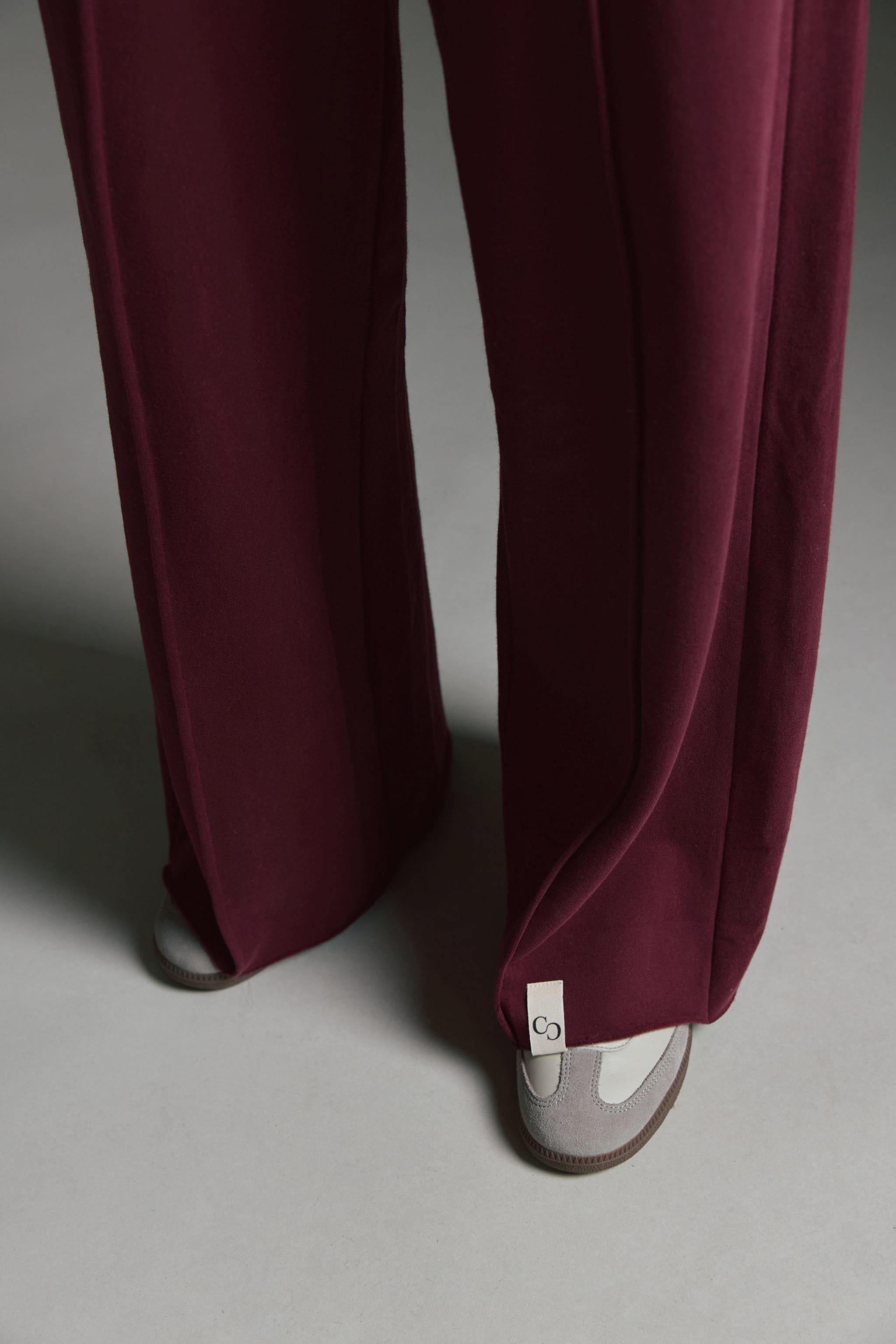 Sweathose Mit Weitem Bein