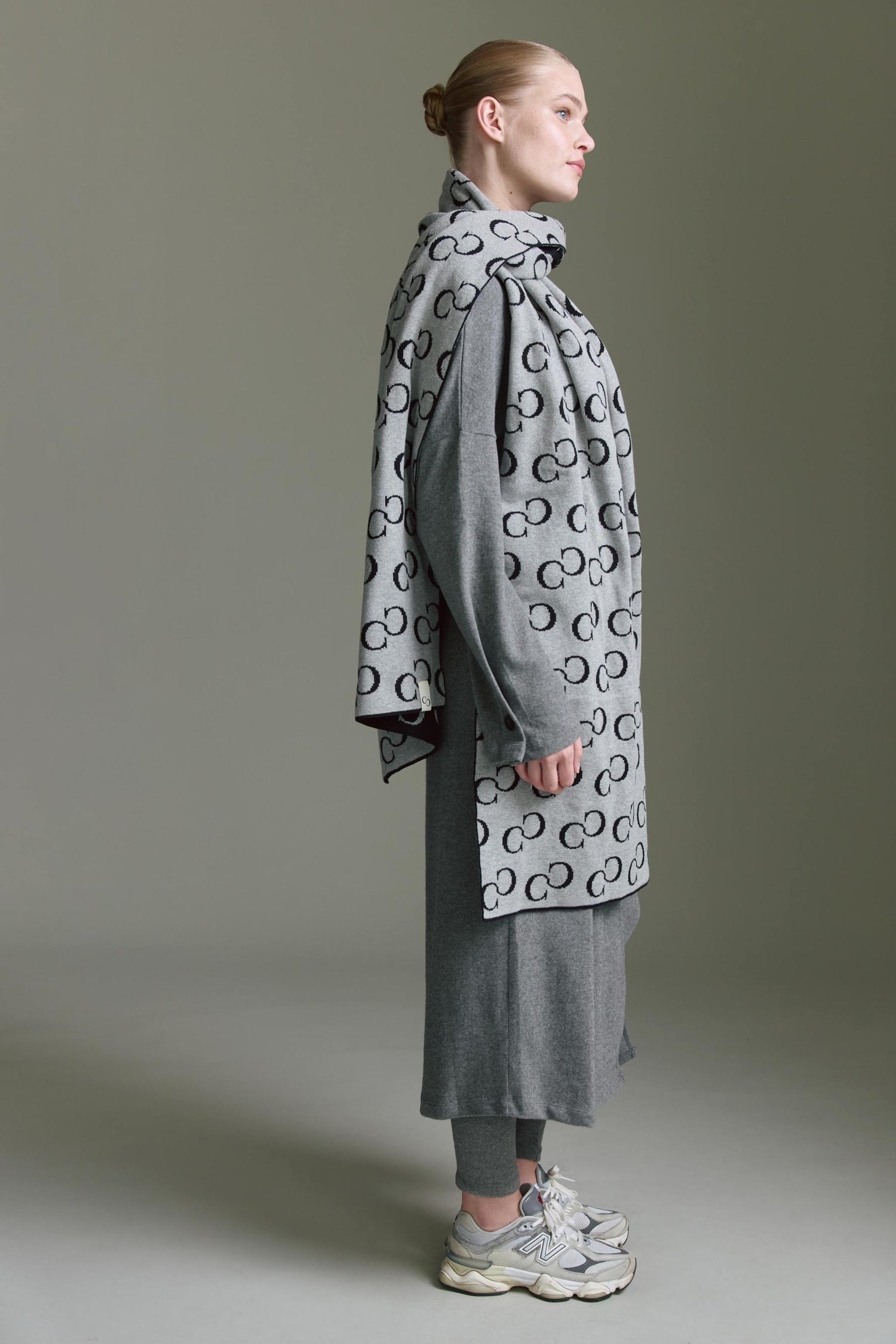 Intarsia Schal Mit Logo Aop