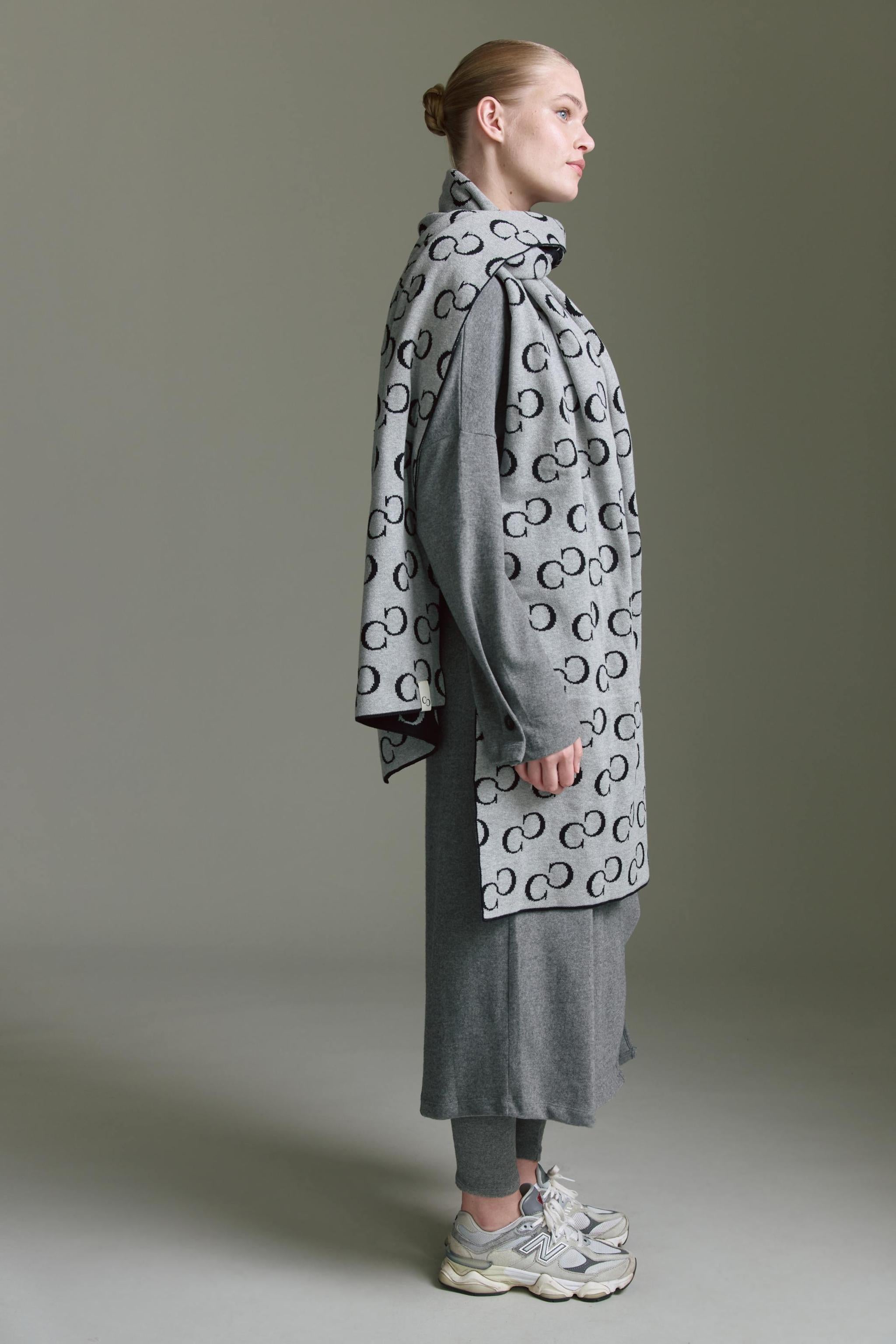 Intarsia Schal Mit Logo Aop