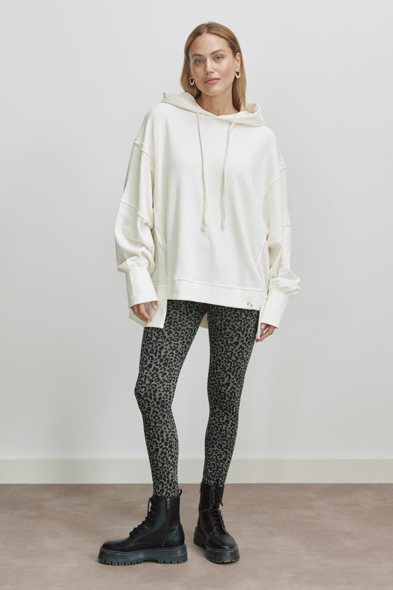 Softes Long Sweatshirt Mit Kapuze, Inside-Out Elementen Und Seitenschlitzen