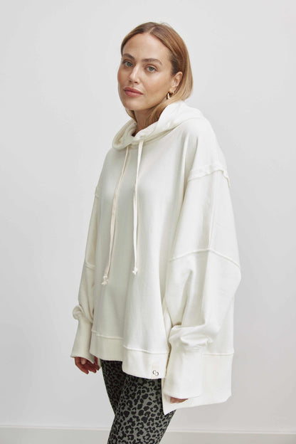 Softes Long Sweatshirt Mit Kapuze, Inside-Out Elementen Und Seitenschlitzen