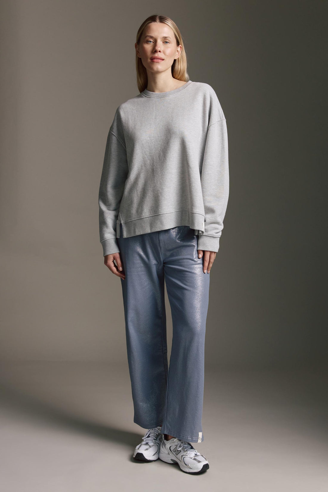 Heavy Weight Sweatshirt Mit Rundhals Und Offenen Seitennähten