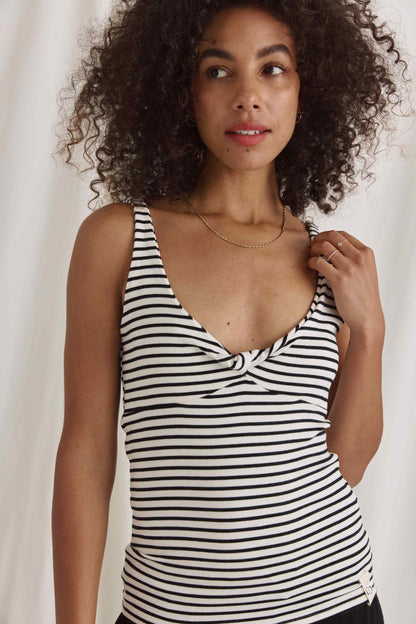 Ringel Top Mit Detail Am Bustier