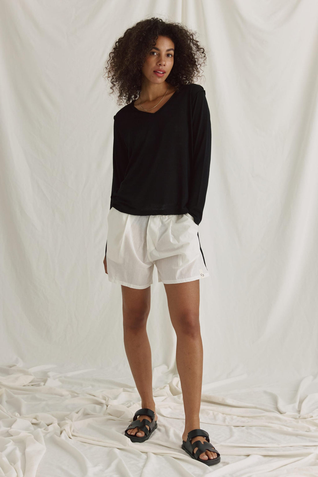 Langarmshirt Mit V Hals Und Offenen Kanten