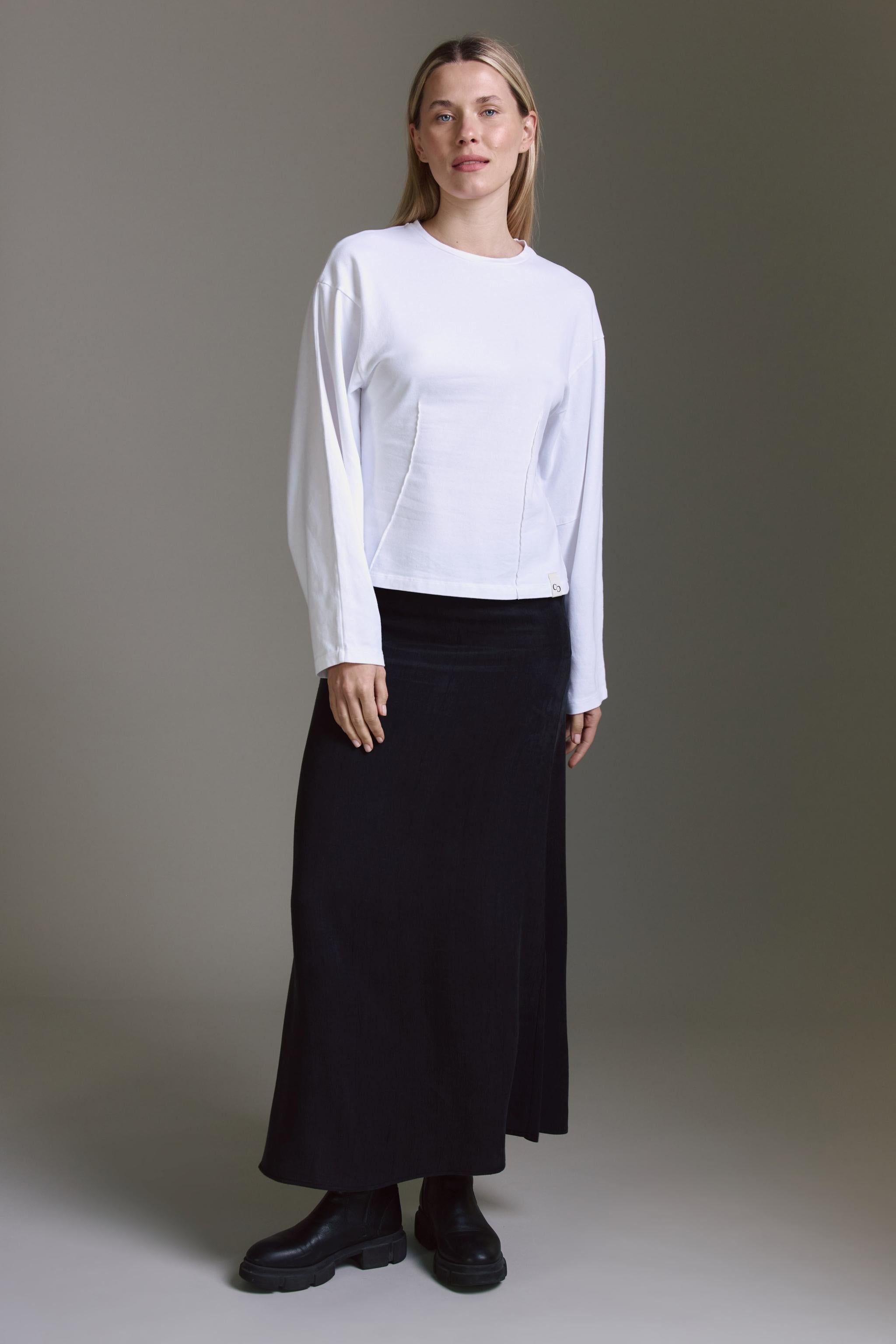 Softes Langarmshirt Mit Rundhals Und Abnähern