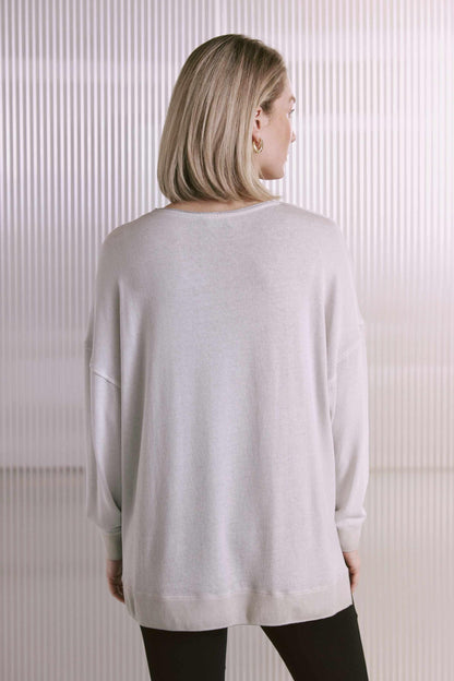 Cold Pigment Gefärbtes Strickoptik Langarmshirt Mit O-Hals, Seitenschlitzen, Strickbündchen Und Crea