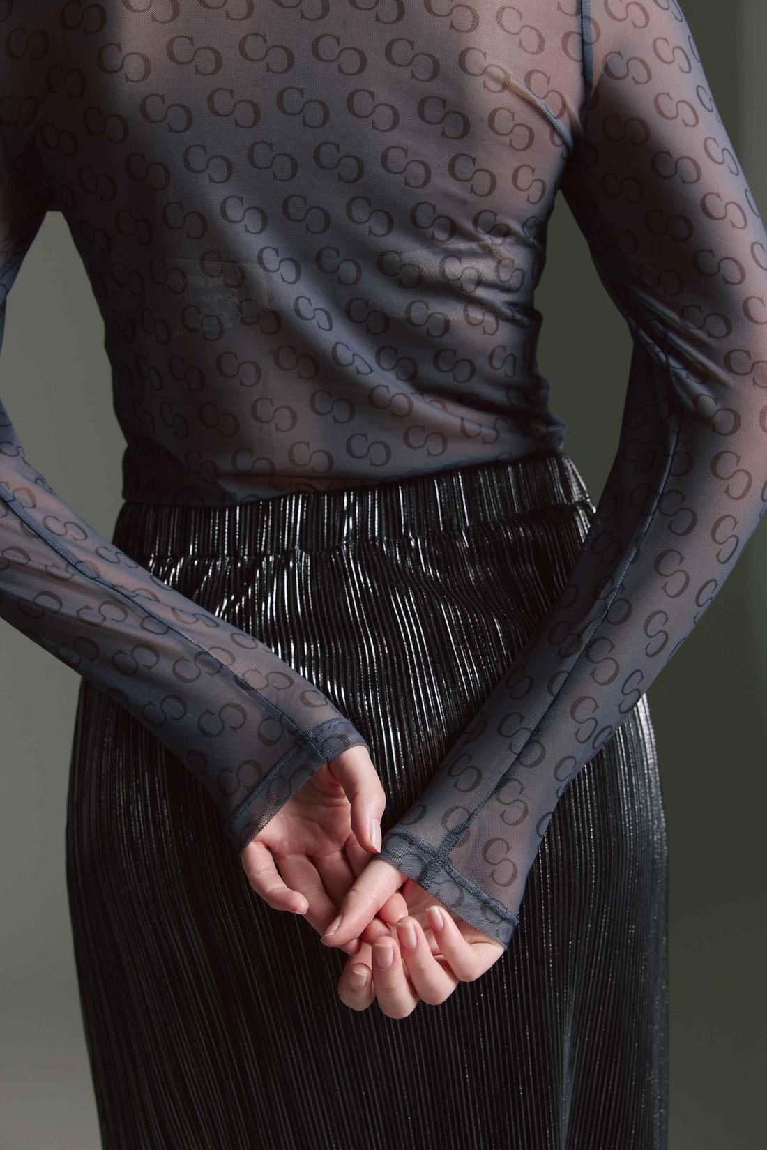 Sheer Langarmshirt Mit Stehkragen Und Logo Aop